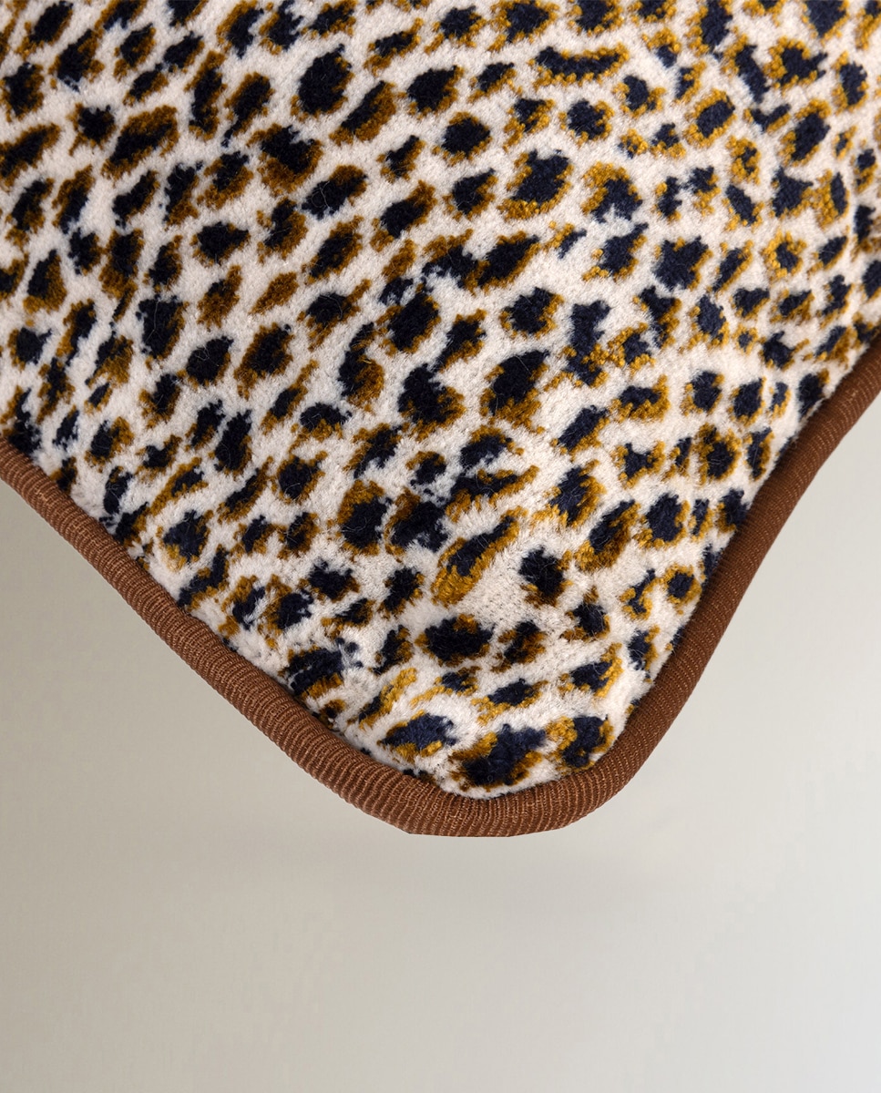 Capa de Almofada Zenaide Bege-2