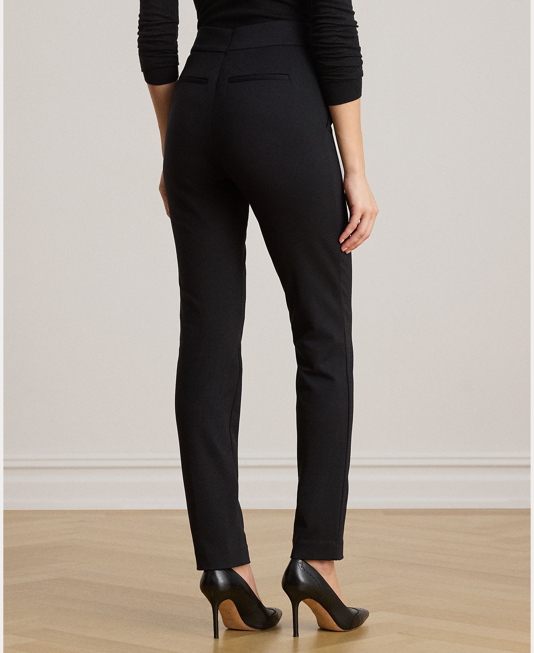 Calças Regular Elásticas Slim Fit Preto-4