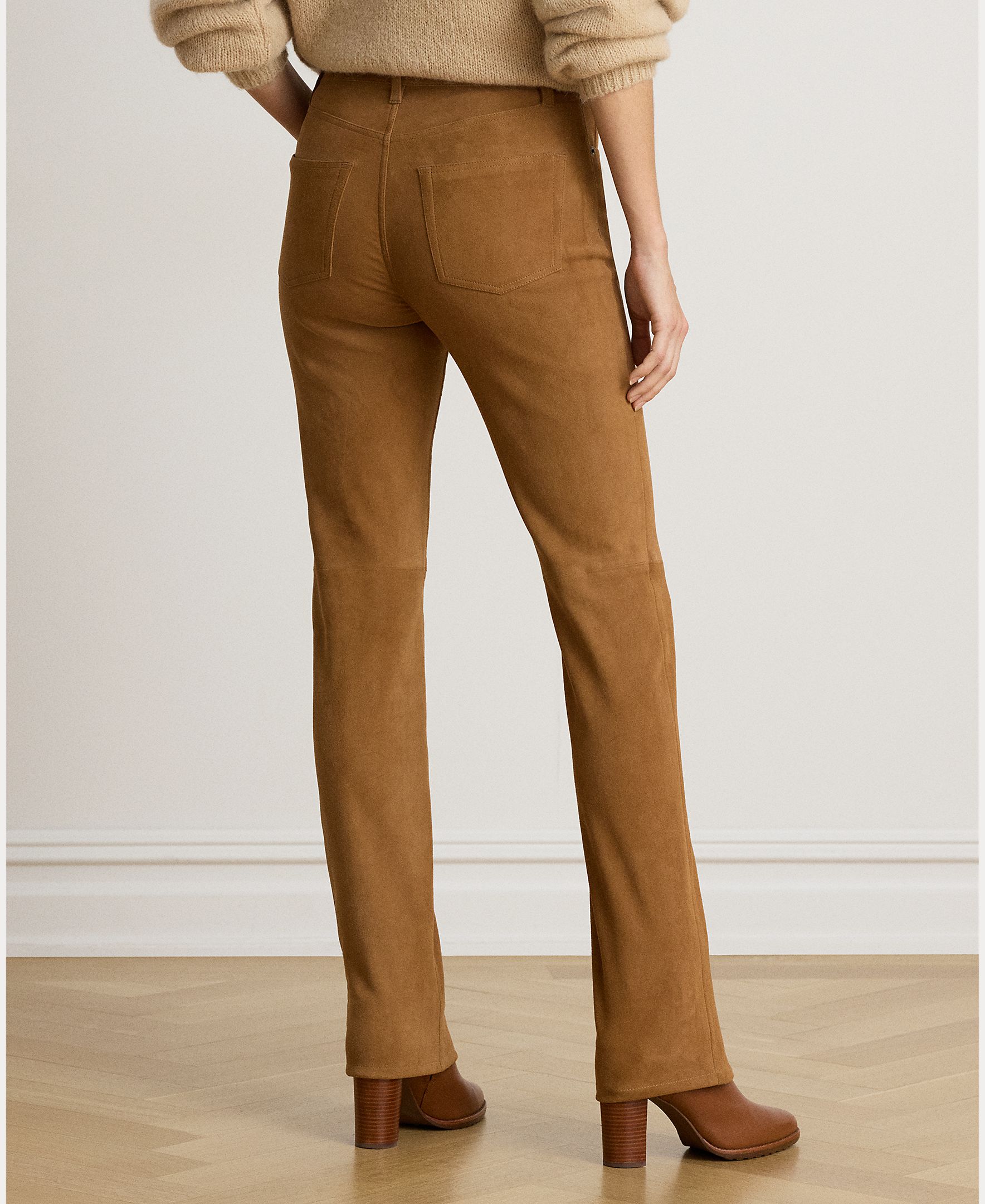 Calças Regular de Camurça Slim Fit Castanho-claro-4