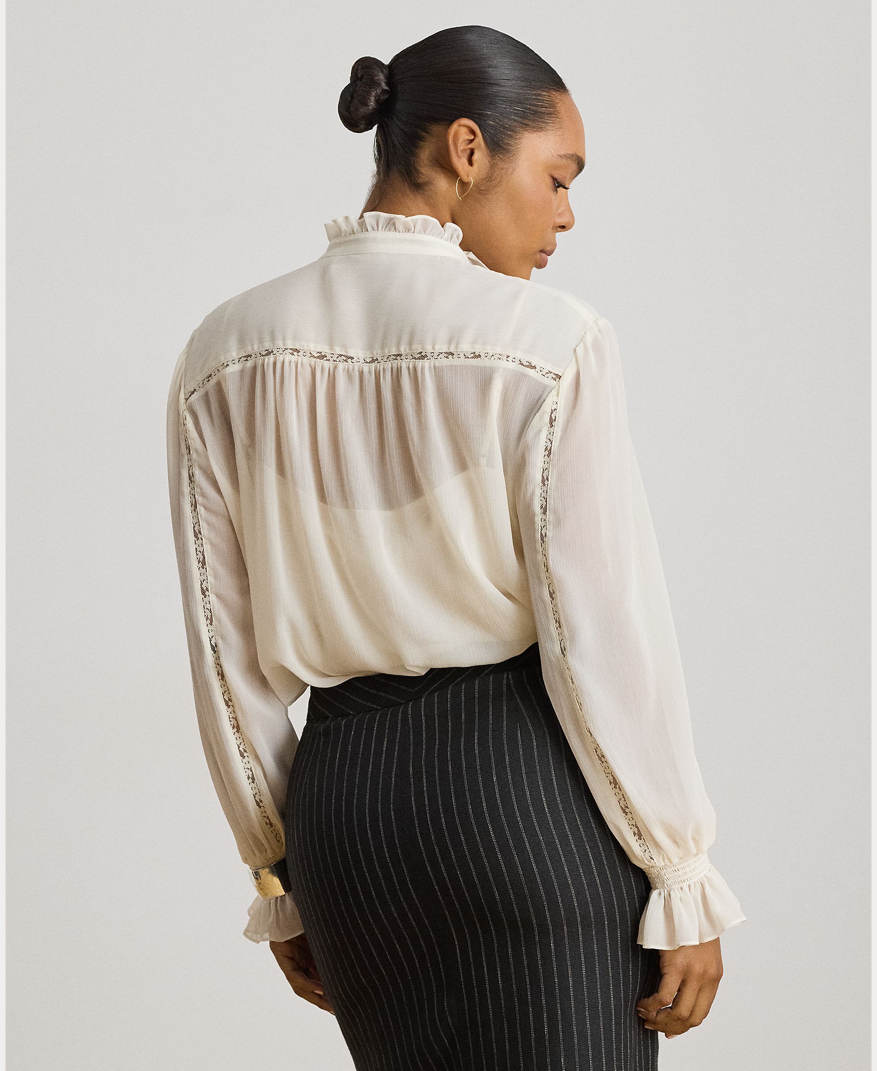 Blusa de Corte Romântico com Mangas em Balão Natural-6