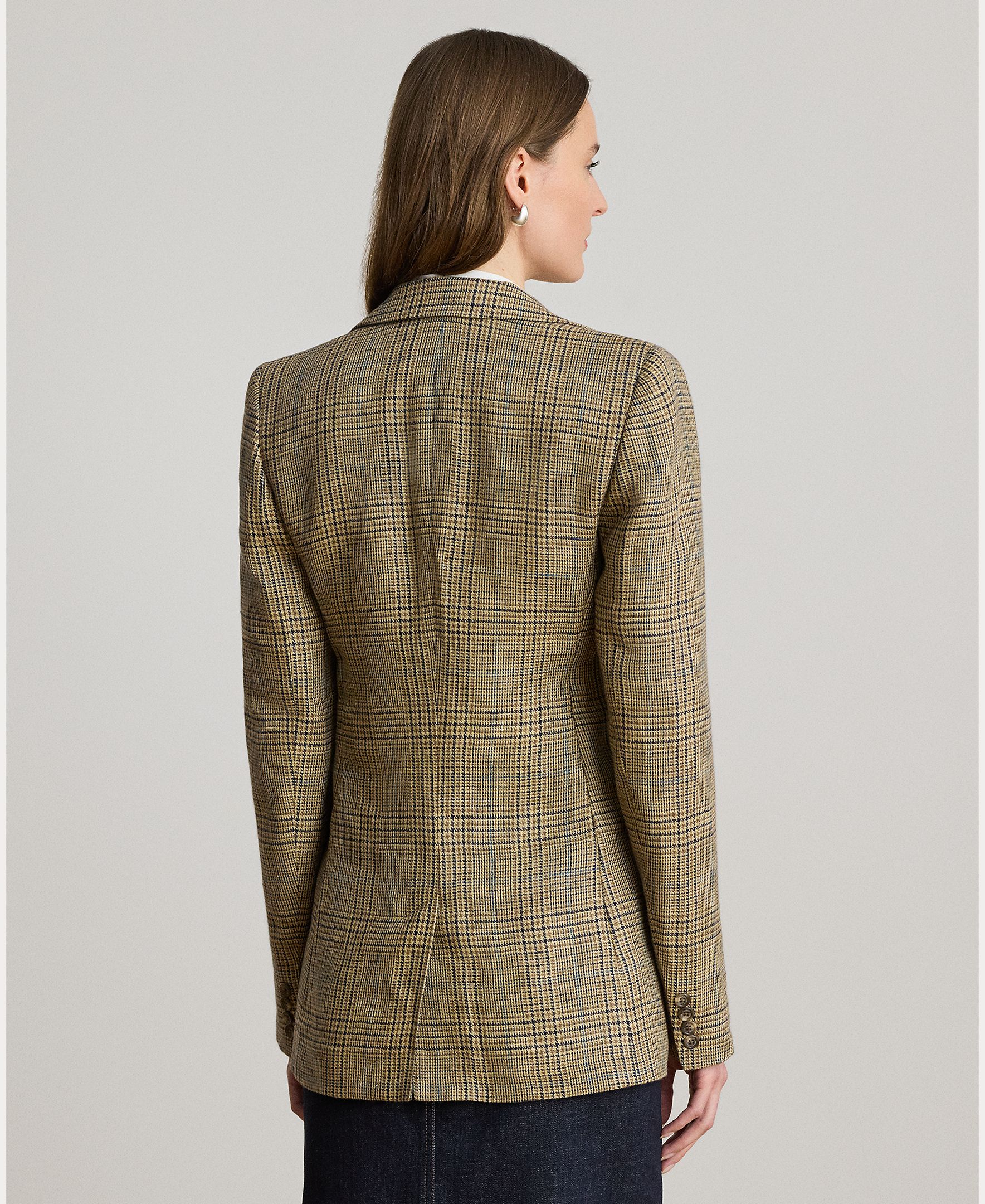 Blazer de Linho com Abotoadura Simples Bege-4