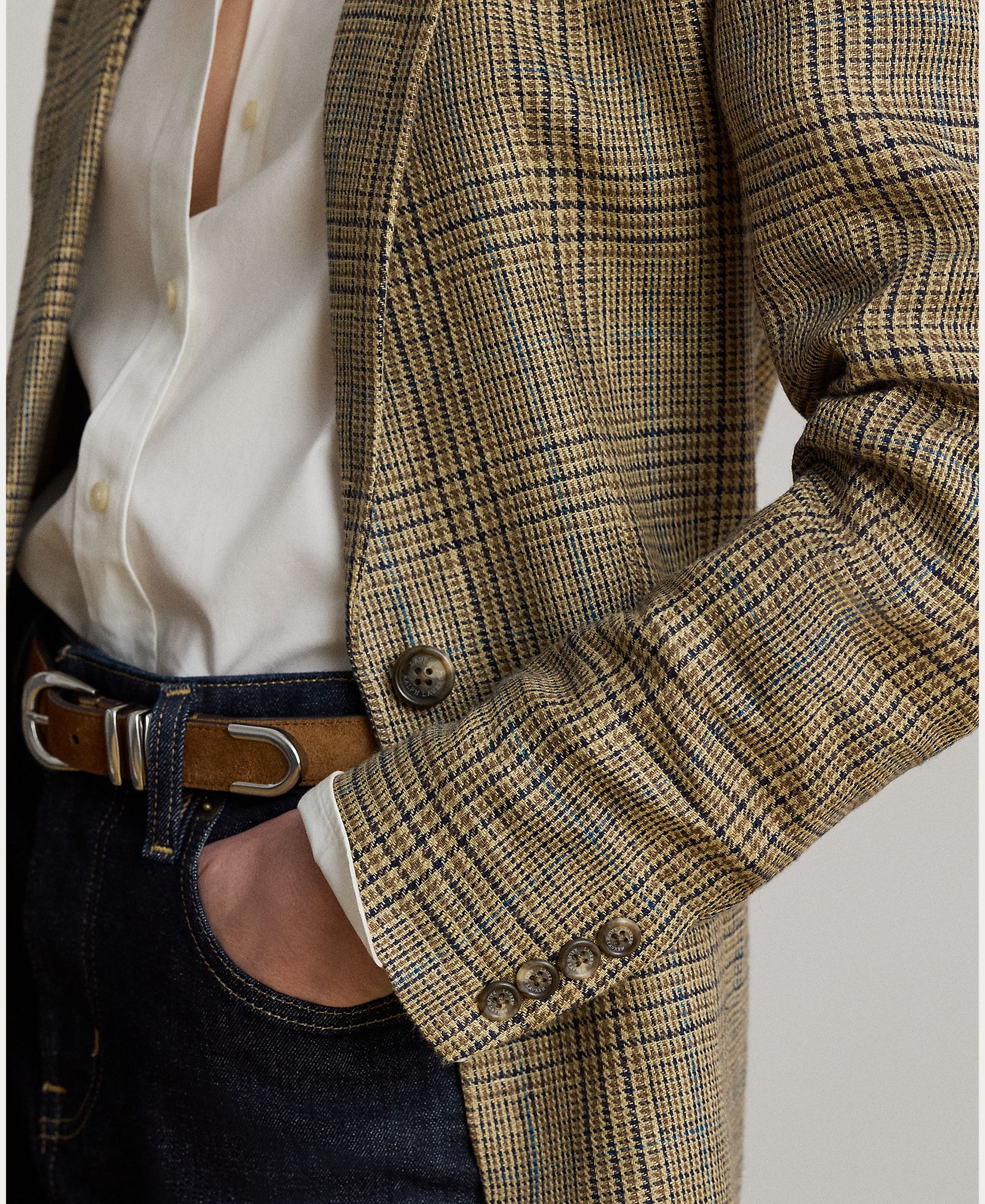 Blazer de Linho com Abotoadura Simples Bege-6