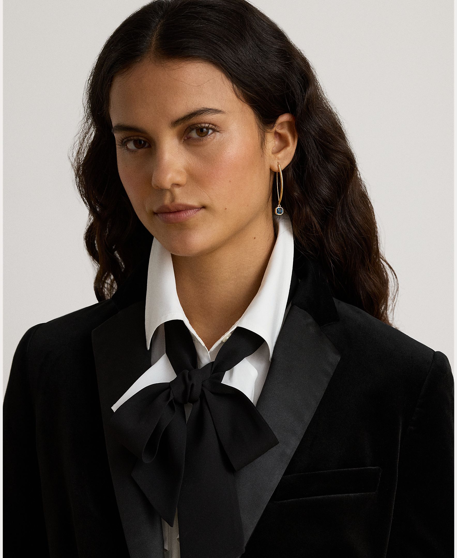Blazer de Veludo com Abotoadura Simples Preto-5