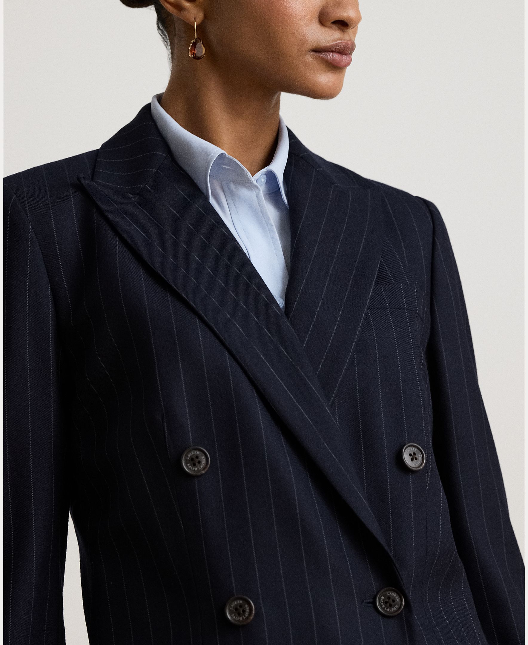 Blazer Cruzado com Bordado na Lapela Azul-marinho-5