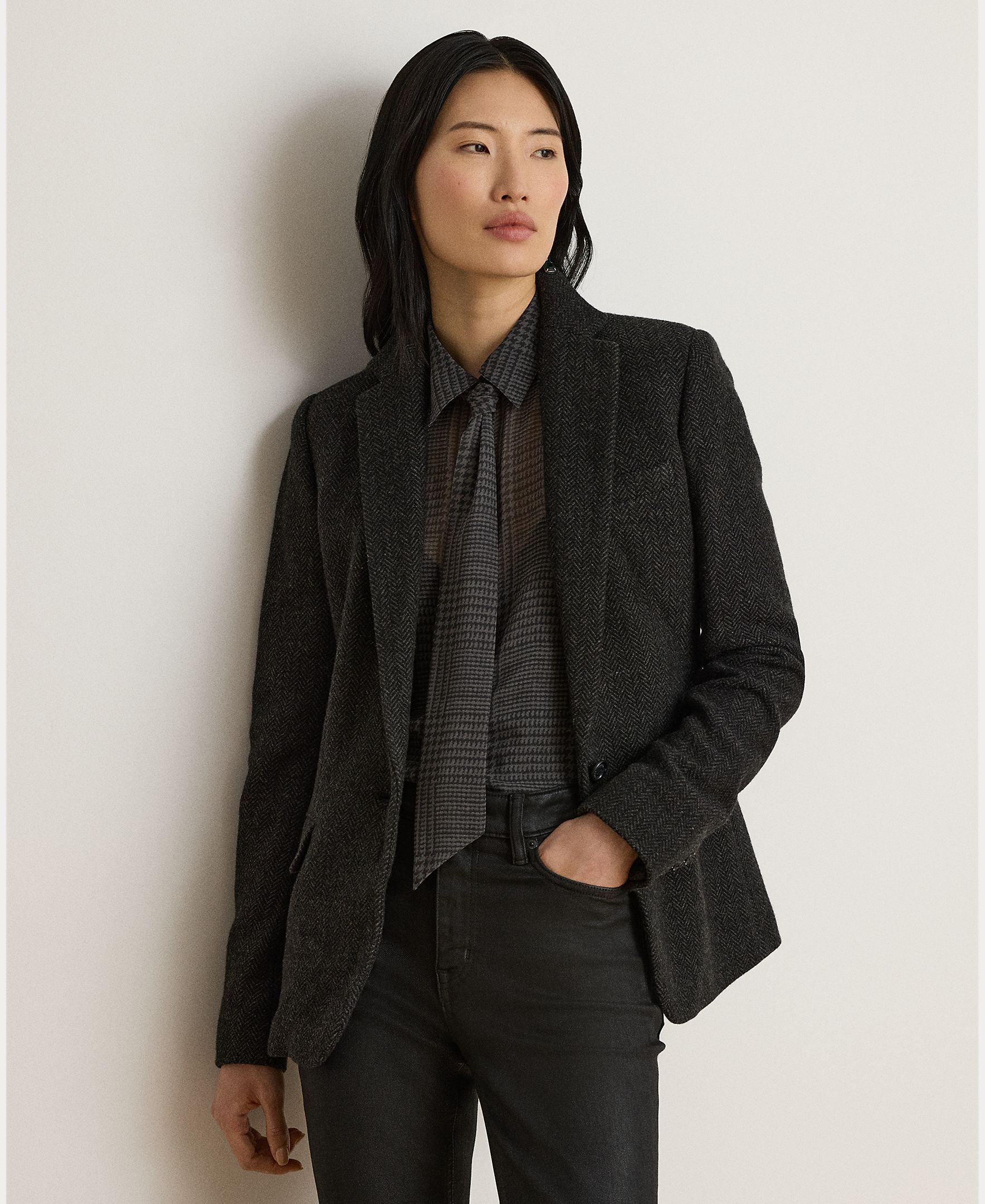 Blazer de Lã com Abotoadura Simples Preto-3