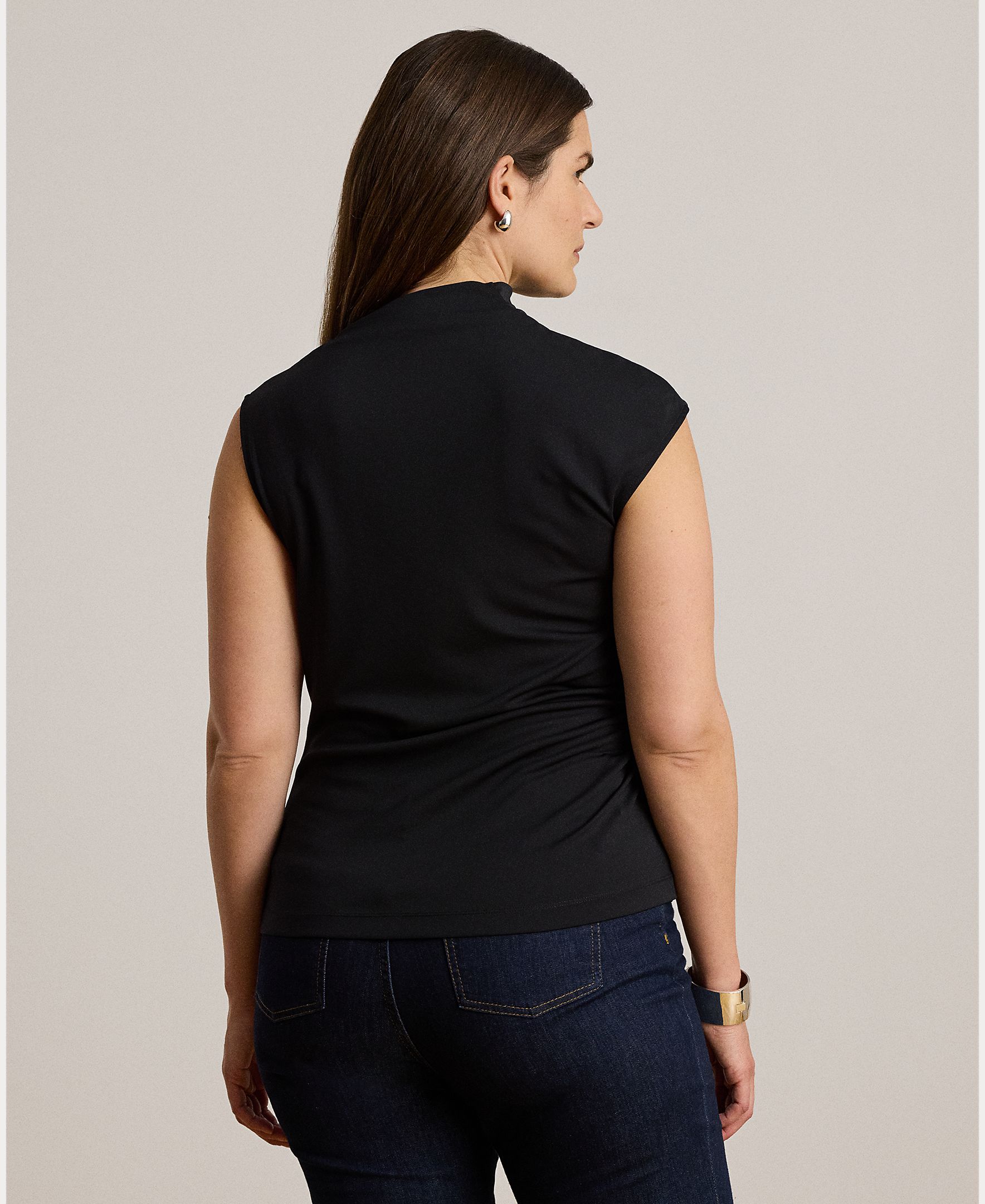 Camisola de Malha de Manga Curta com Gola Assimétrica Preto-6