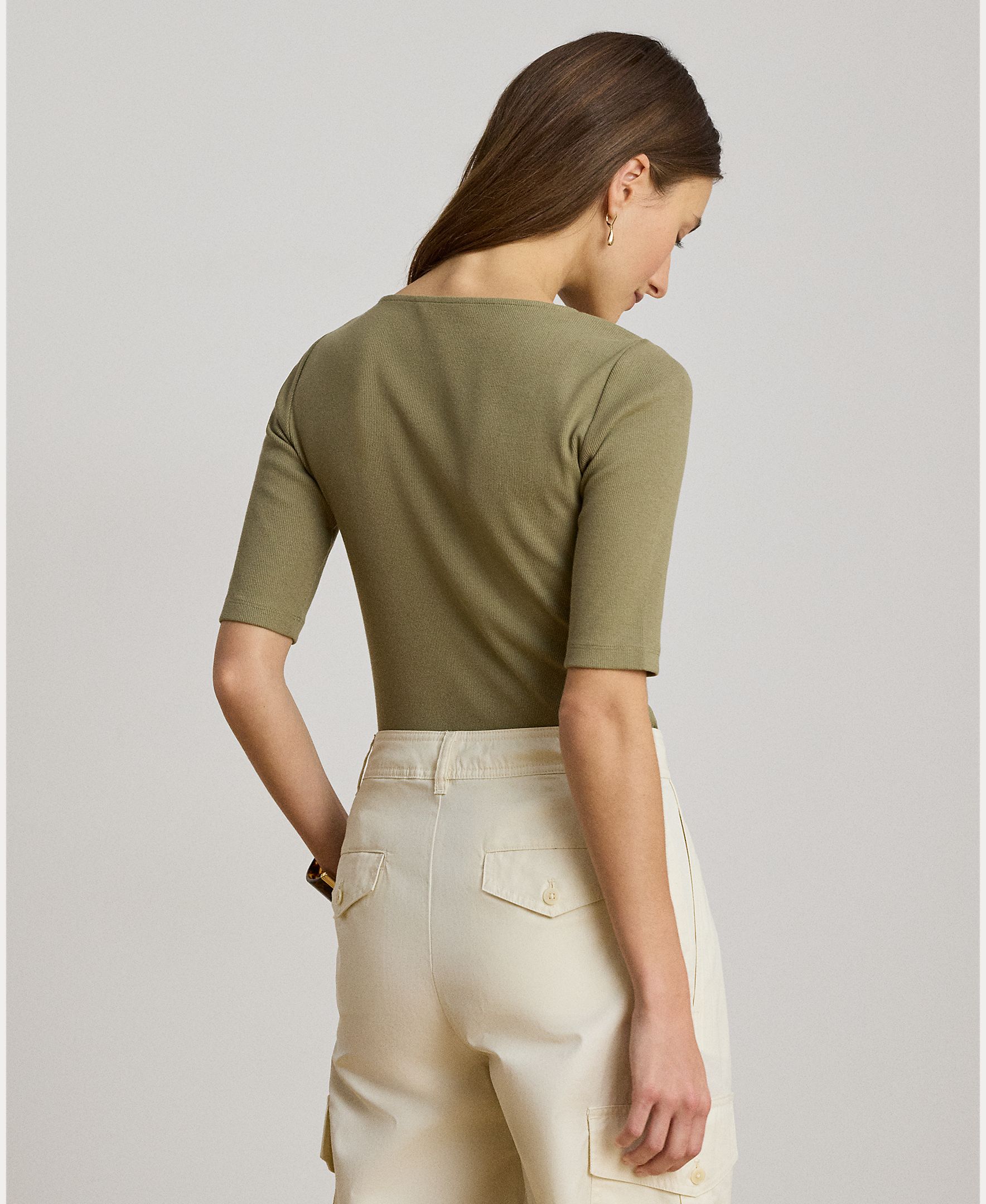 Camisola de Malha de Algodão Canelado com Detalhe de Bordado no Decote Caqui-3