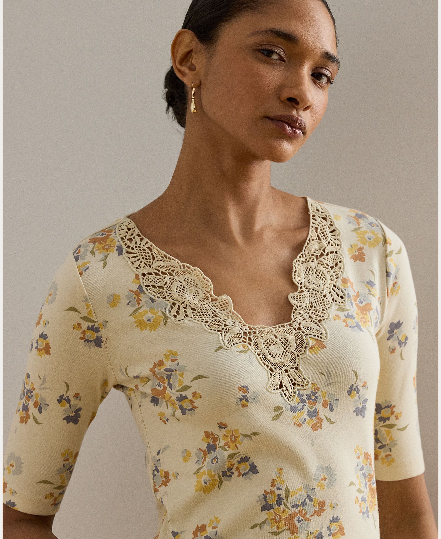 Camisola de Malha de Algodão Canelado com Detalhe de Bordado no Decote Cru-4