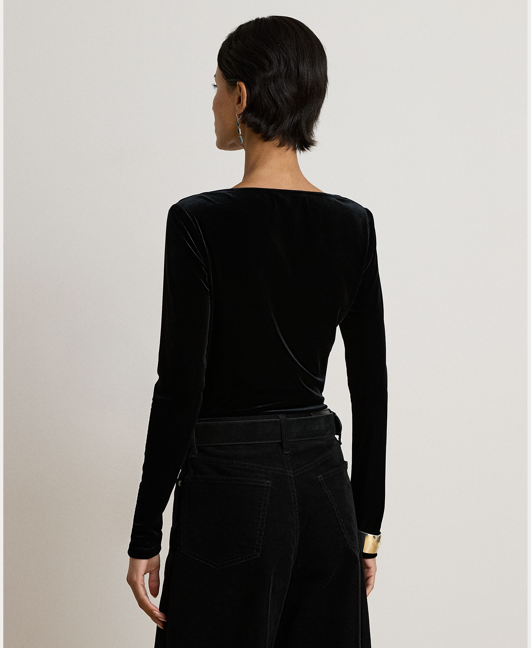 Camisola de Malha de Veludo com Gola Assimétrica Preto-3