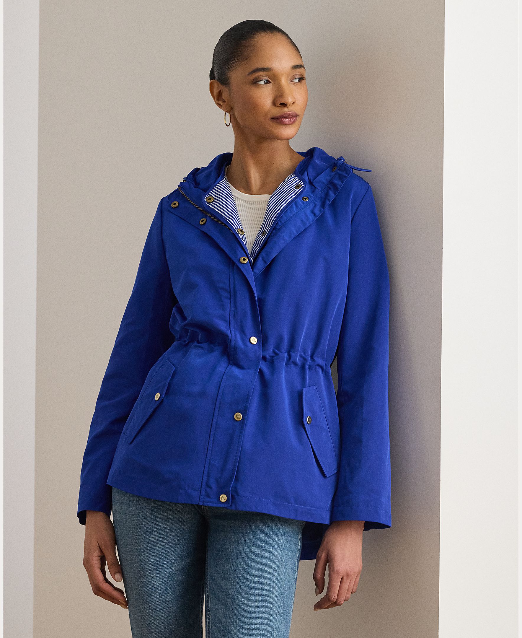 Imagem 0 de Impermeável com capuz e bolsos