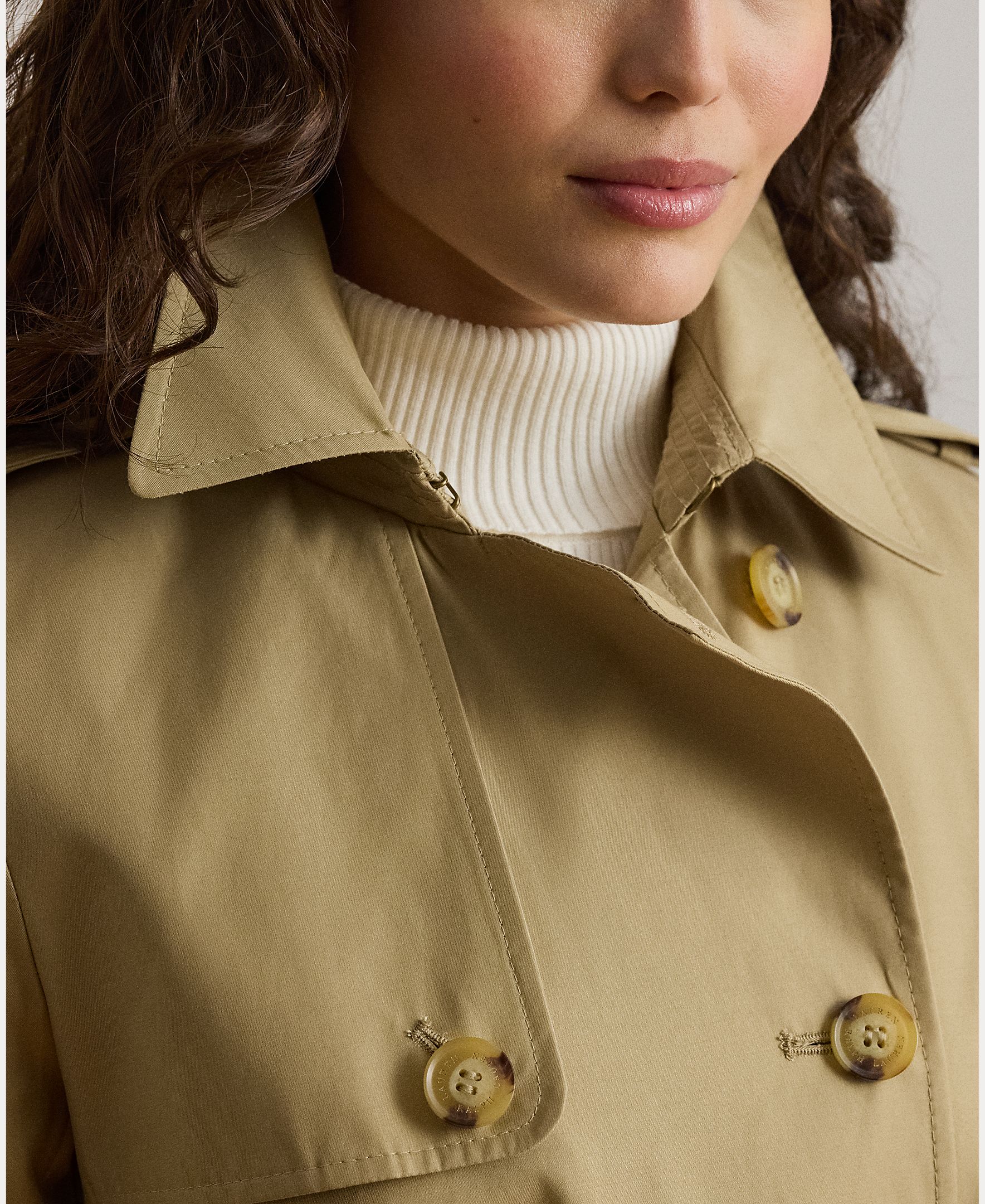 Gabardine Cruzada em Mistura de Algodão Camel-5