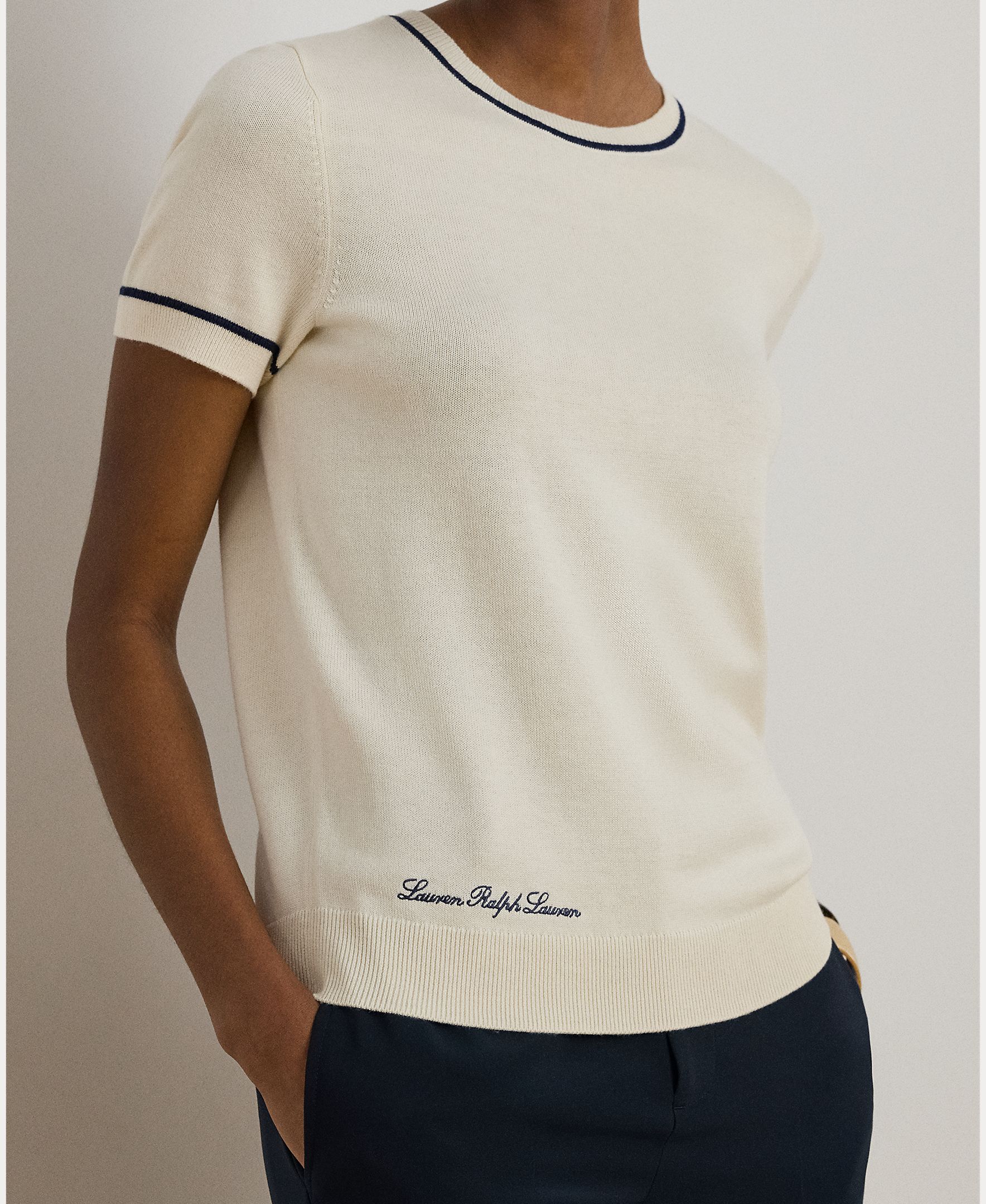 Camisola de malha de mulher com manga curta e decote redondo Creme-3