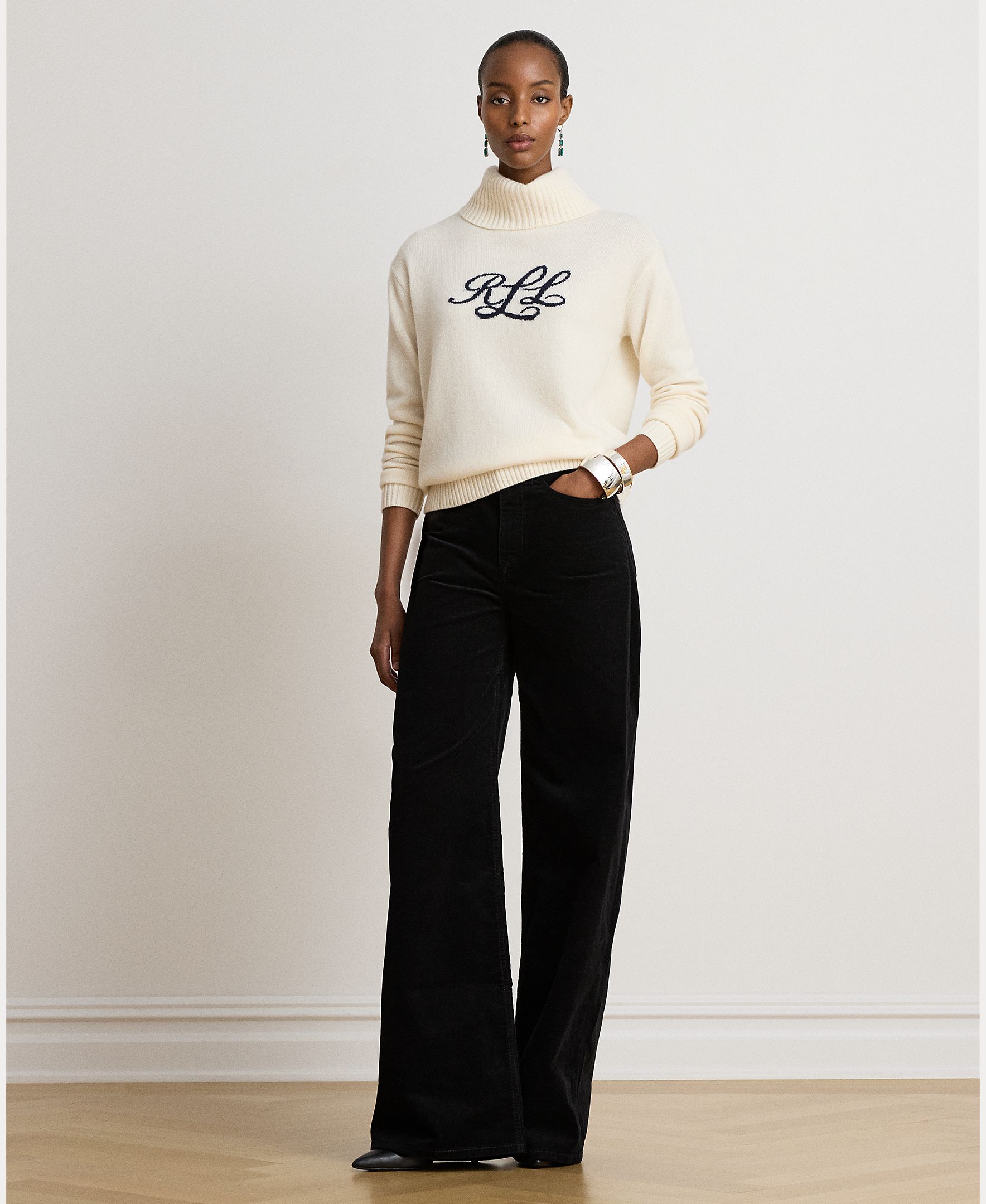 Camisola de Malha de Caxemira com Logótipo Creme-5