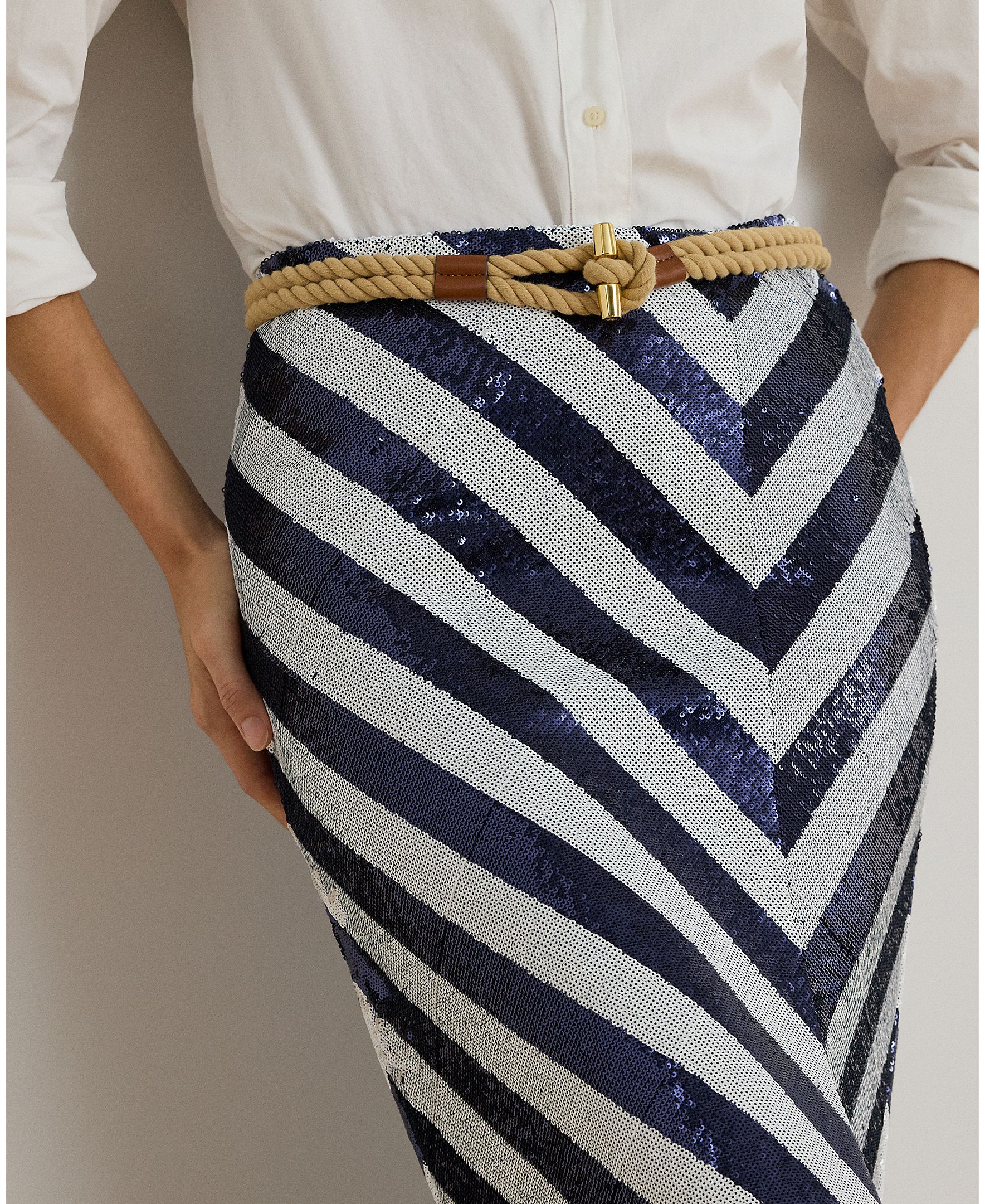 Saia Midi de Tubo com Lantejoulas Azul-4