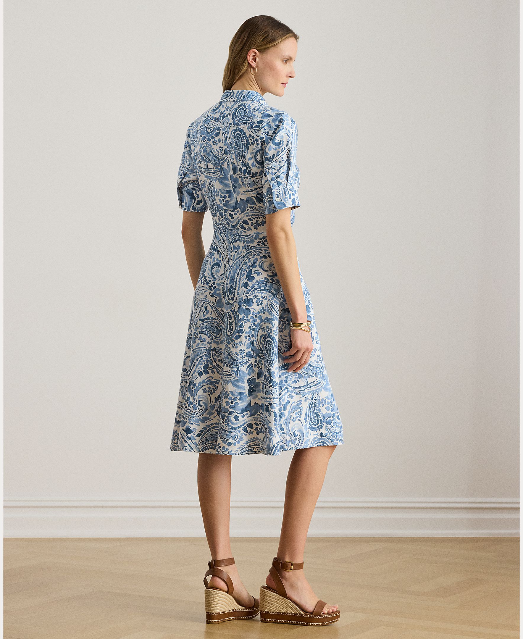 Vestido Tipo Camiseiro Midi Atado com Manga Curta Azul / Branco-2