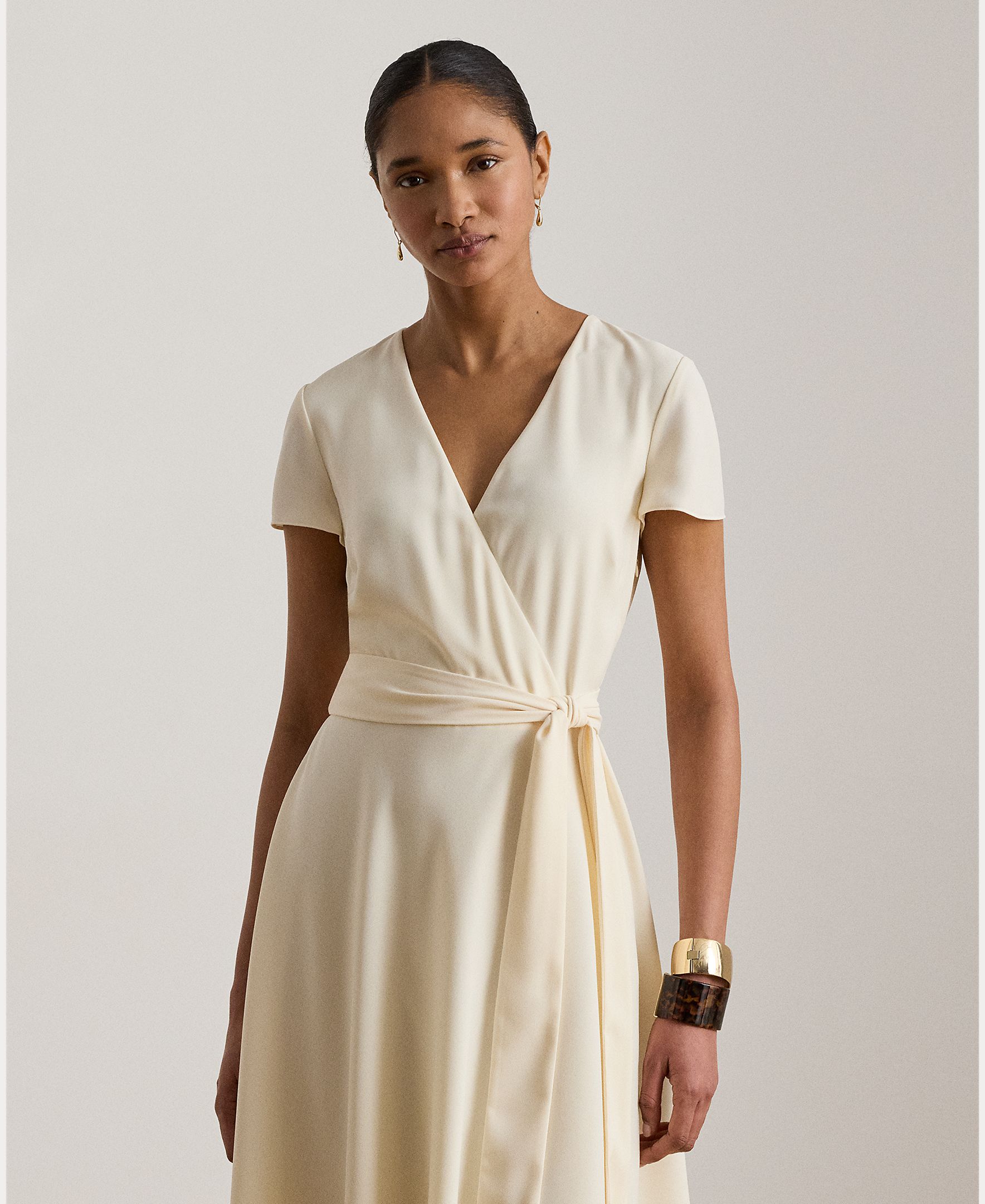 Vestido Midi Cruzado com Cinto Creme-2