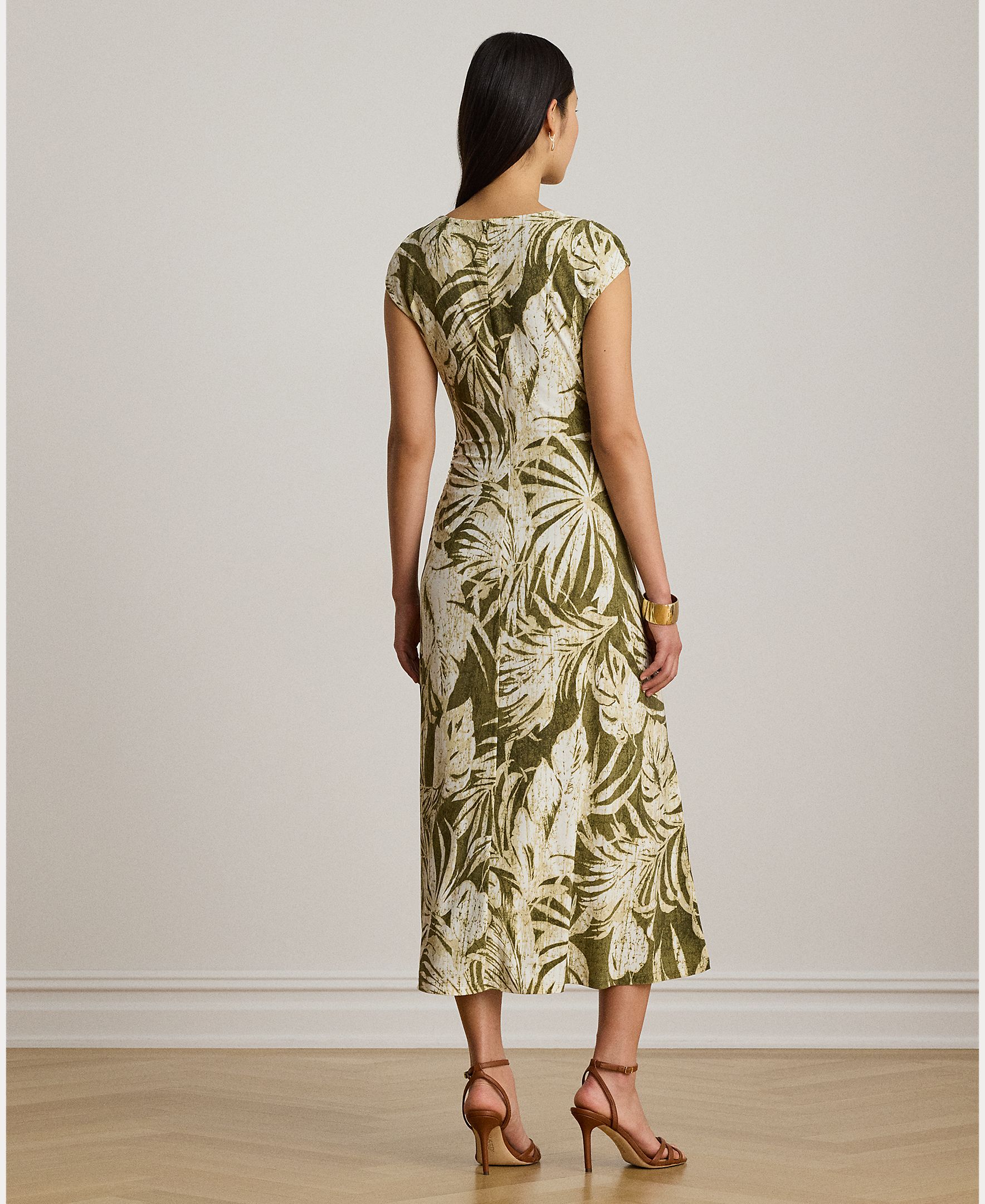Vestido Comprido com Manga Casquete e Estampado Floral Caqui-4