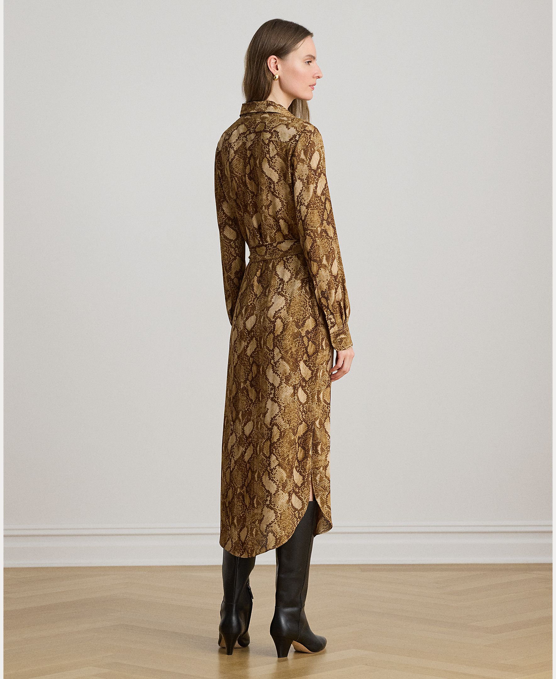 Vestido Camiseiro Midi com Animal Print de Serpente Caramelo-4