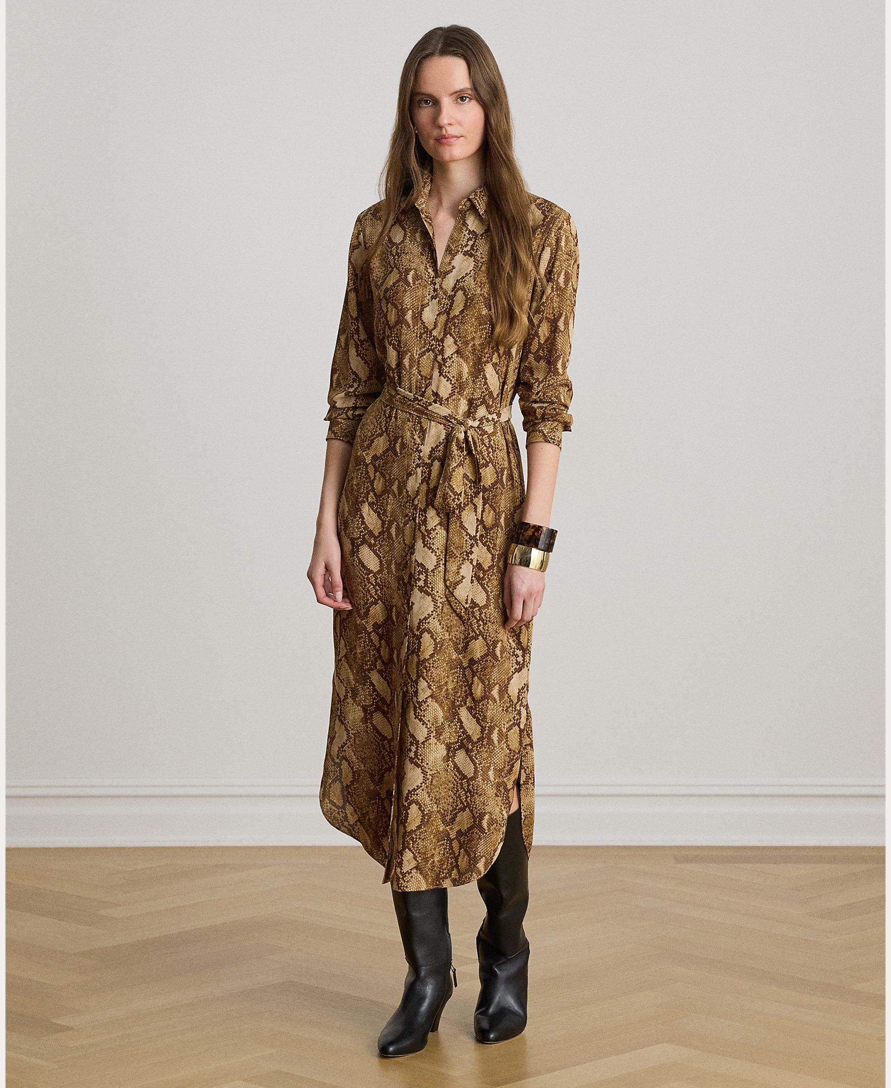 Vestido Camiseiro Midi com Animal Print de Serpente Caramelo-6