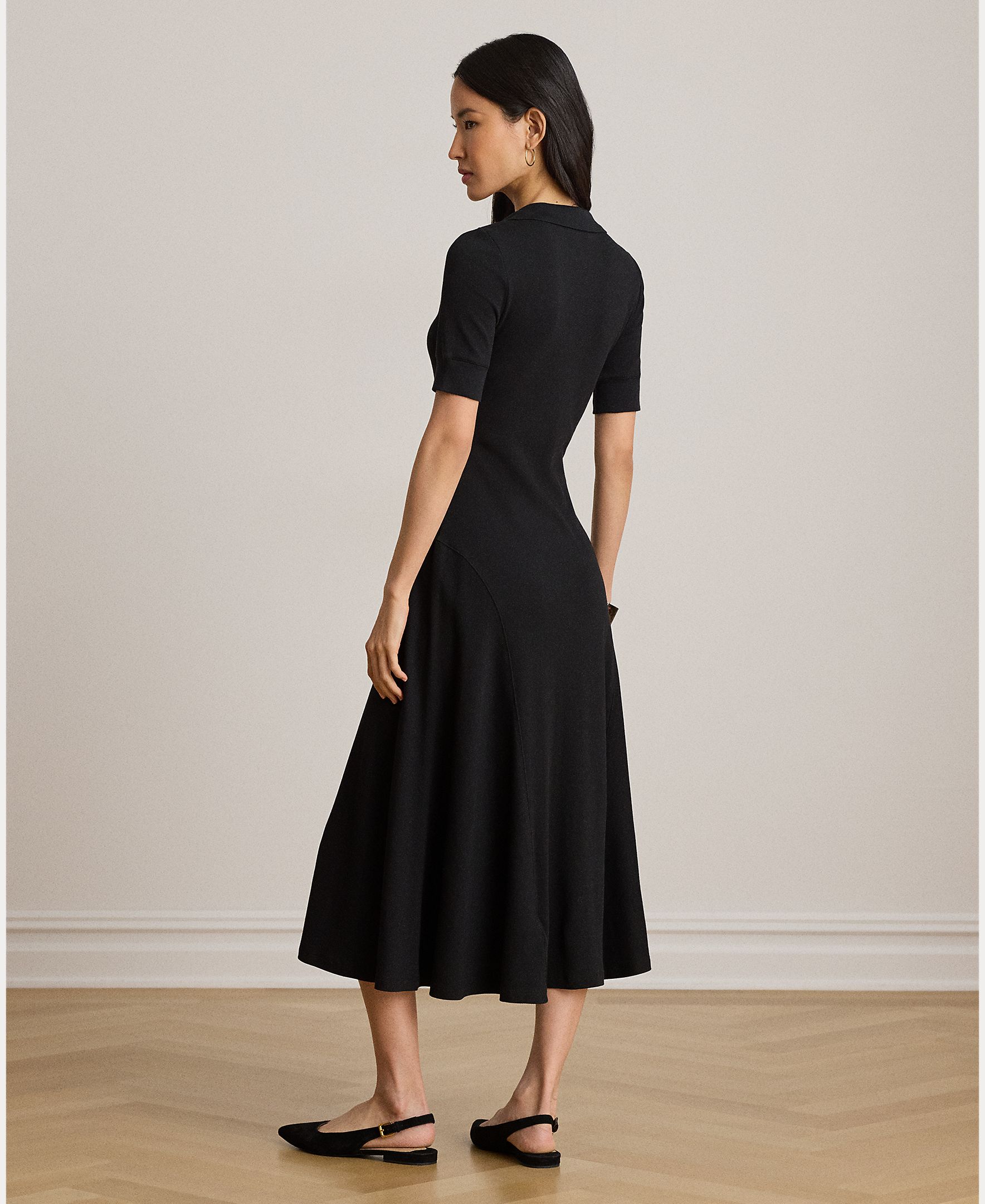 Vestido Midi Tipo Polo de Algodão com um Toque Elástico Preto-4