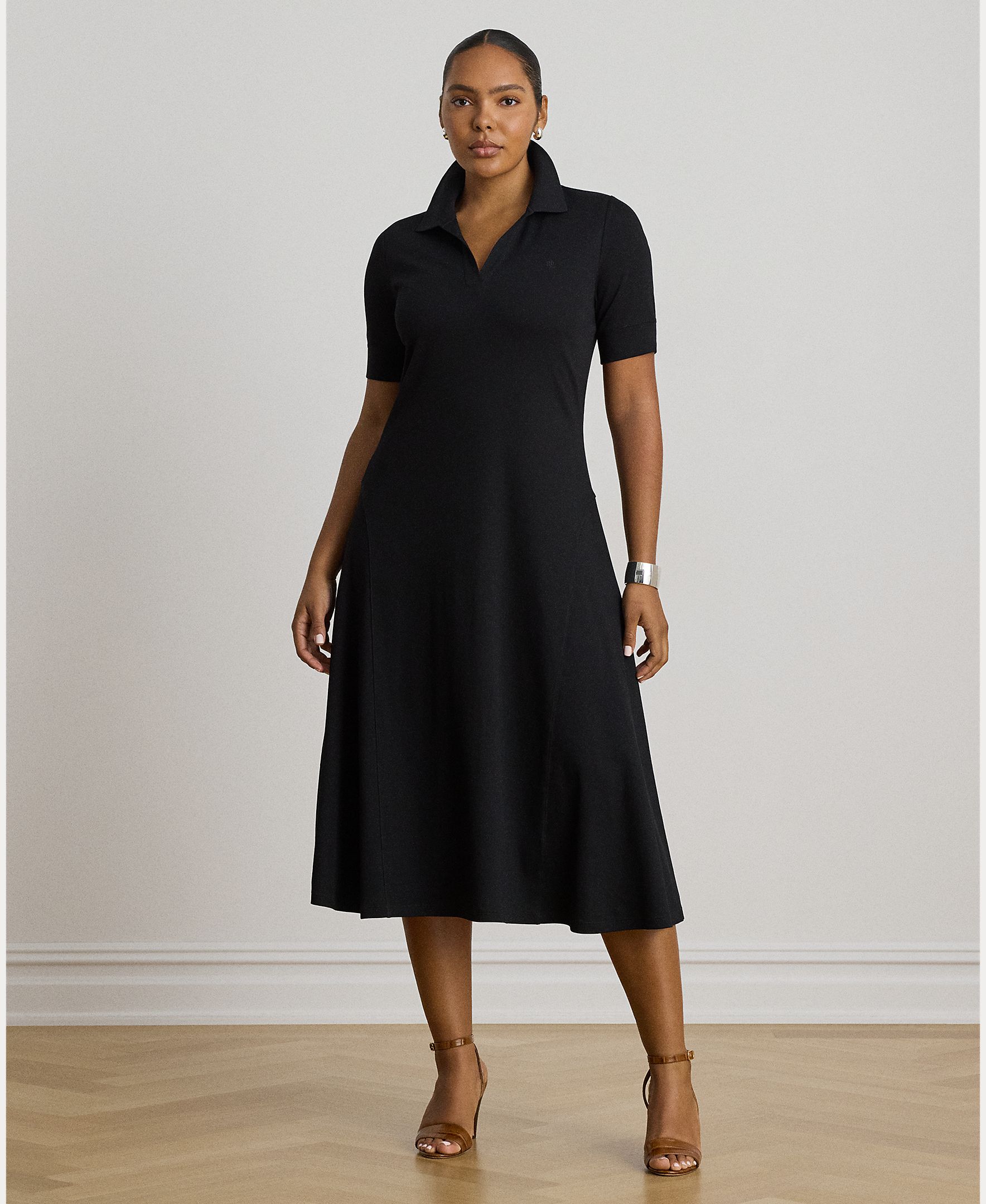 Vestido Midi Tipo Polo de Algodão com um Toque Elástico Preto-7