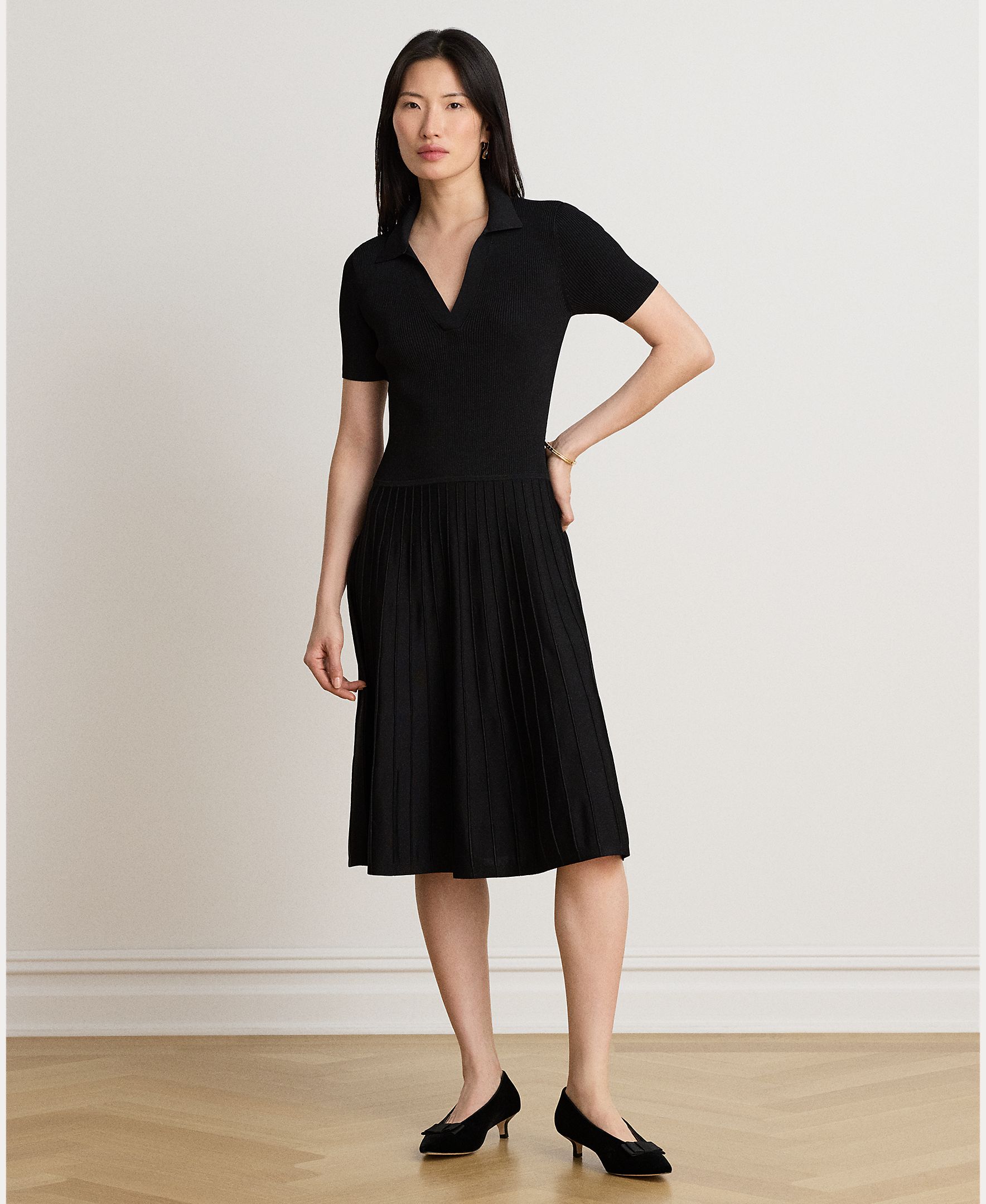 Lauren Ralph Lauren - Vestido midi con cuello polo y manga corta.