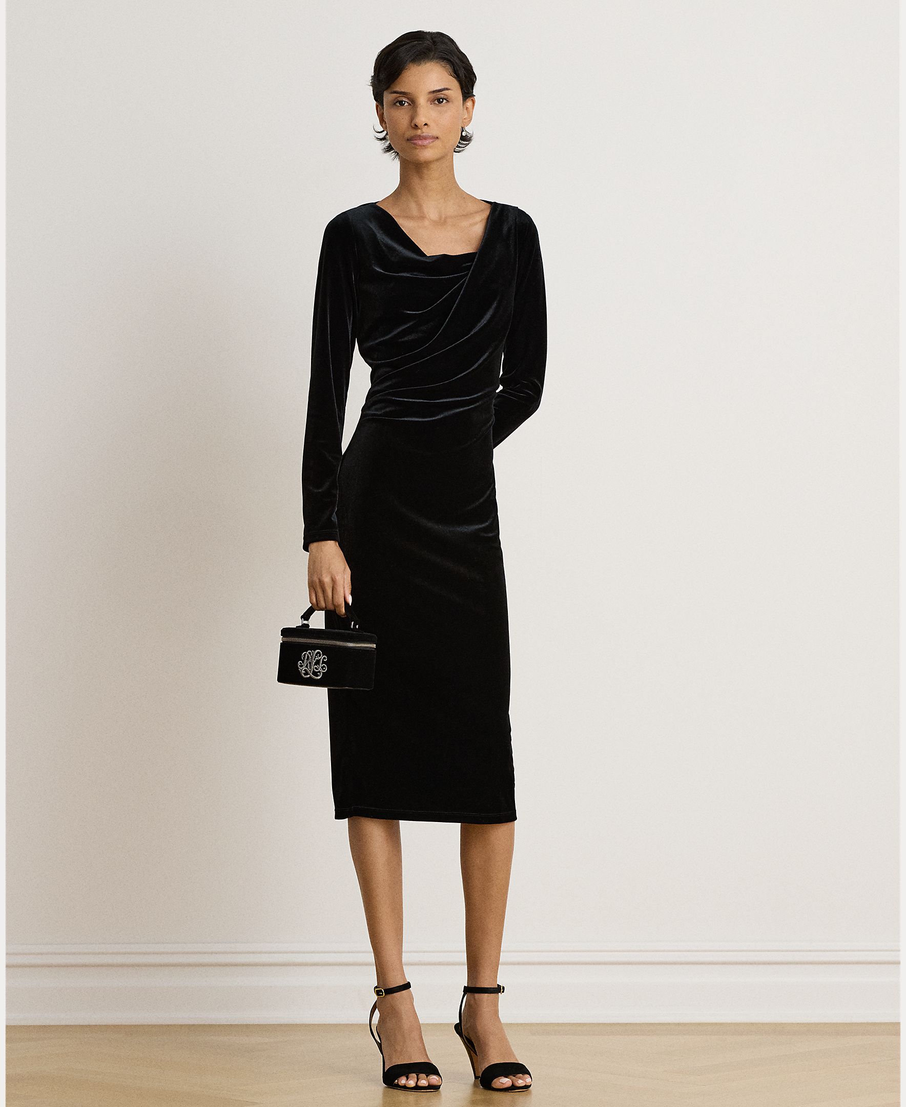 Imagem 0 de Vestido Midi de Cocktail de Veludo