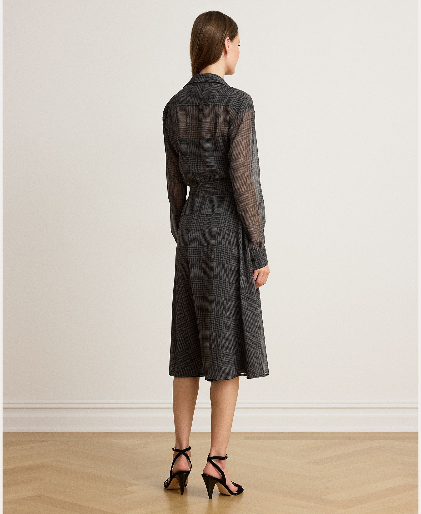 Vestido camiseiro midi com cinto Cinzento-escuro-4