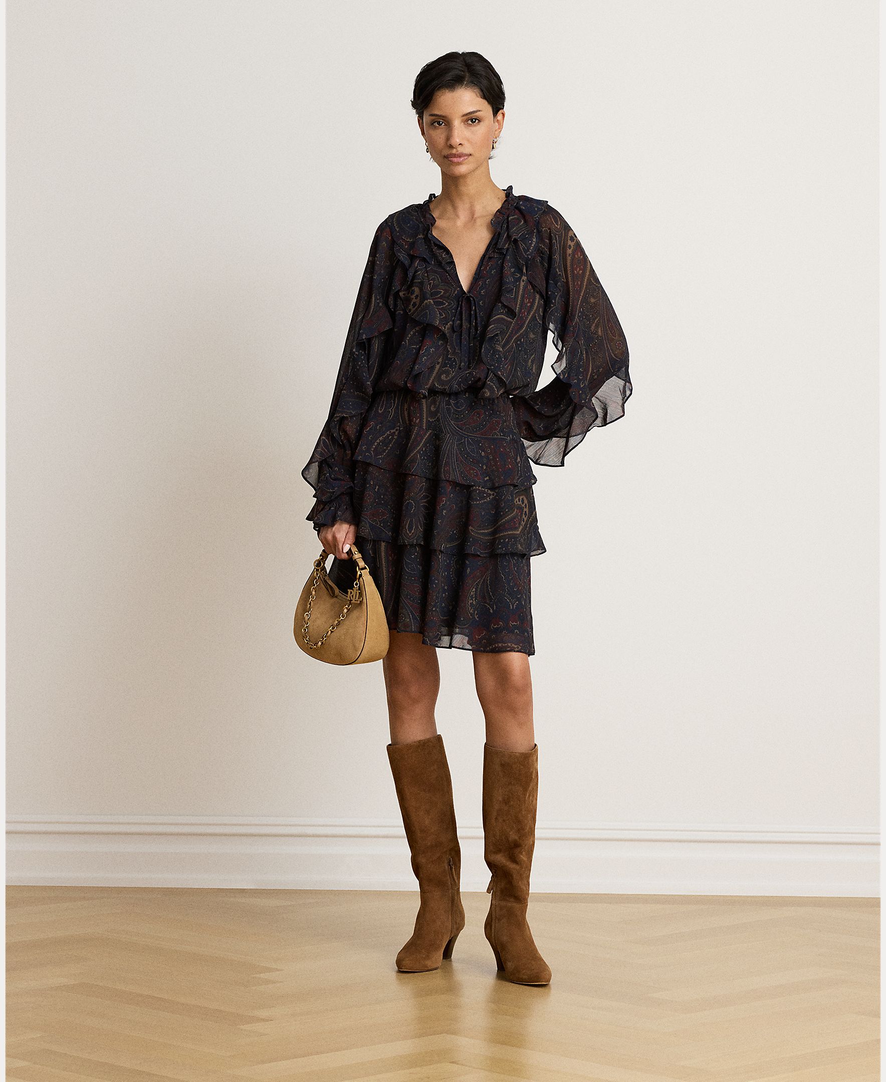 Imagem 0 de Vestido curto com folhos