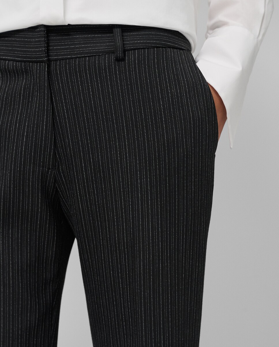 Calças Regular com Padrão Espinha de Peixe de Canutilho Preto-3