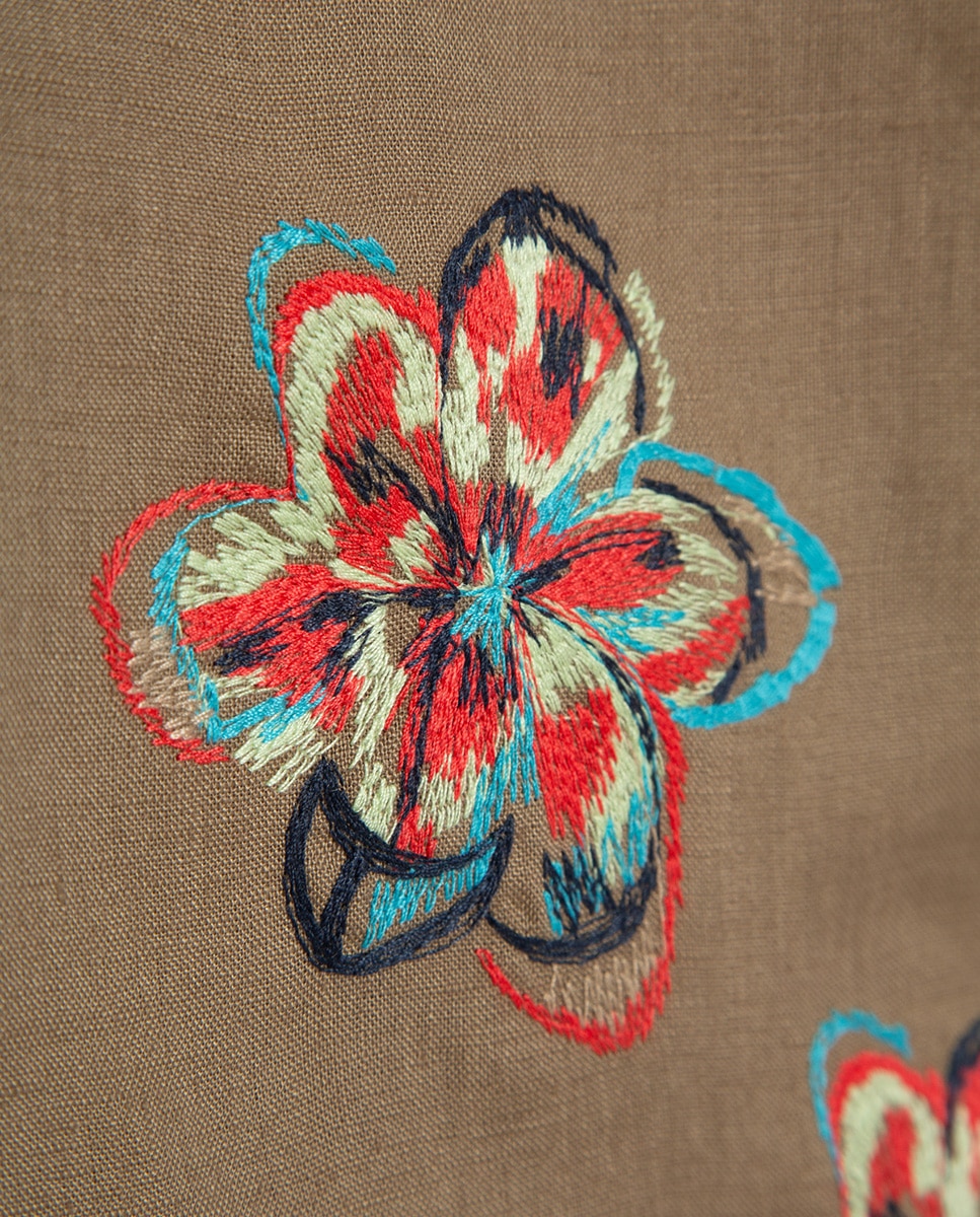 Bermudas de Linho com Bordado Floral Castanho-7