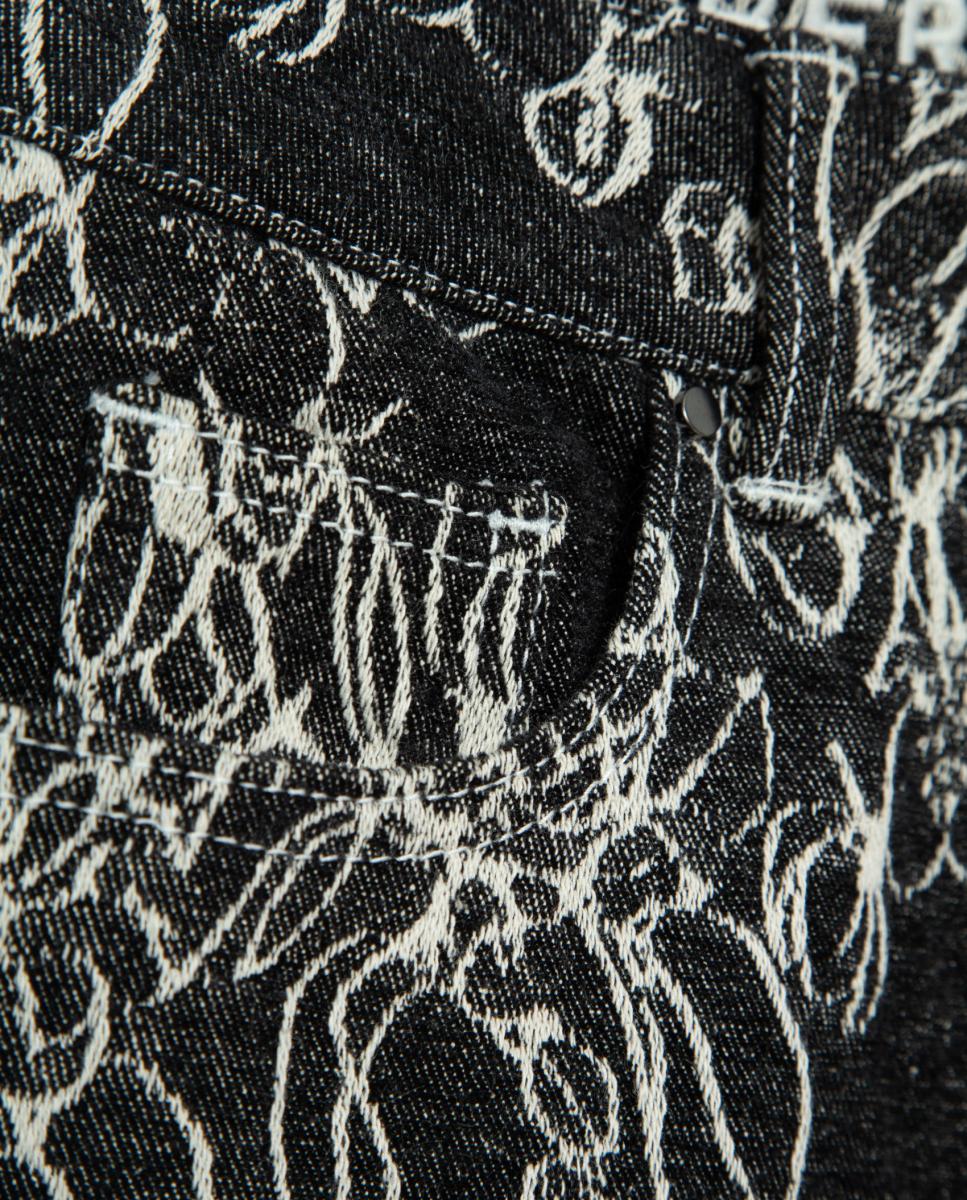 Jeans Largas com Jacquard Preto-6