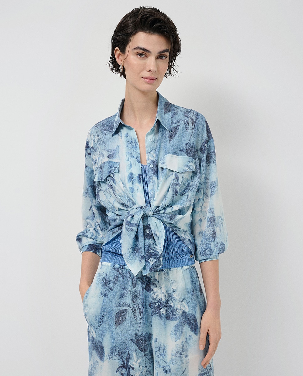 Imagem 0 de Blusa Oversize de Crepe com Estampado Floral