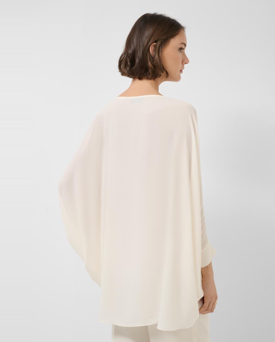Blusa em Tecido Fluido Cru-3