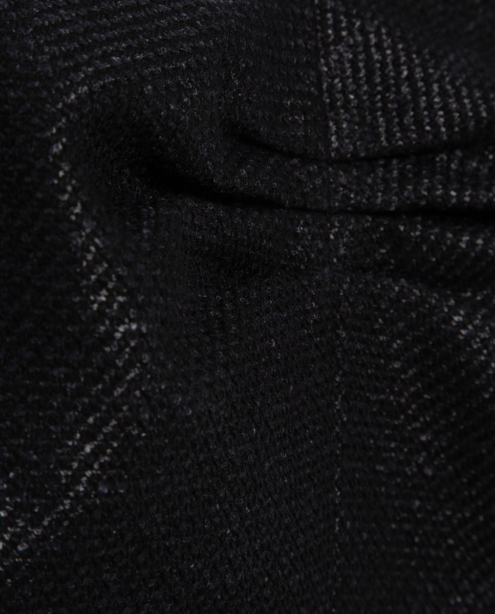 Crop Top em Tecido com Trama Preto-5