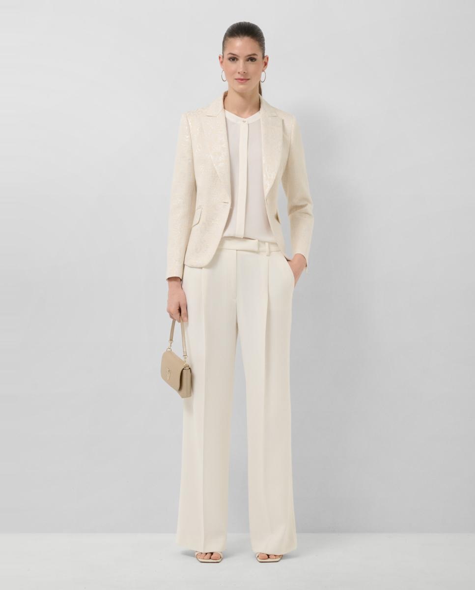 Casaco Curto com Jacquard Floral Branco-gelo-5