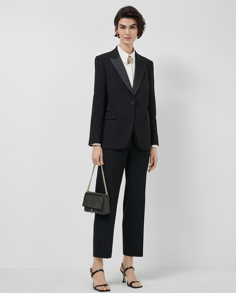 Blazer de Smoking em Crepe Preto-7