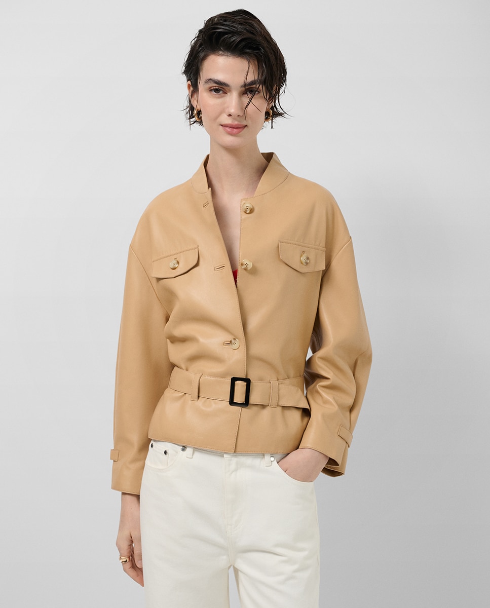 Imagem 0 de Blusão Curto de Napa com Cinto