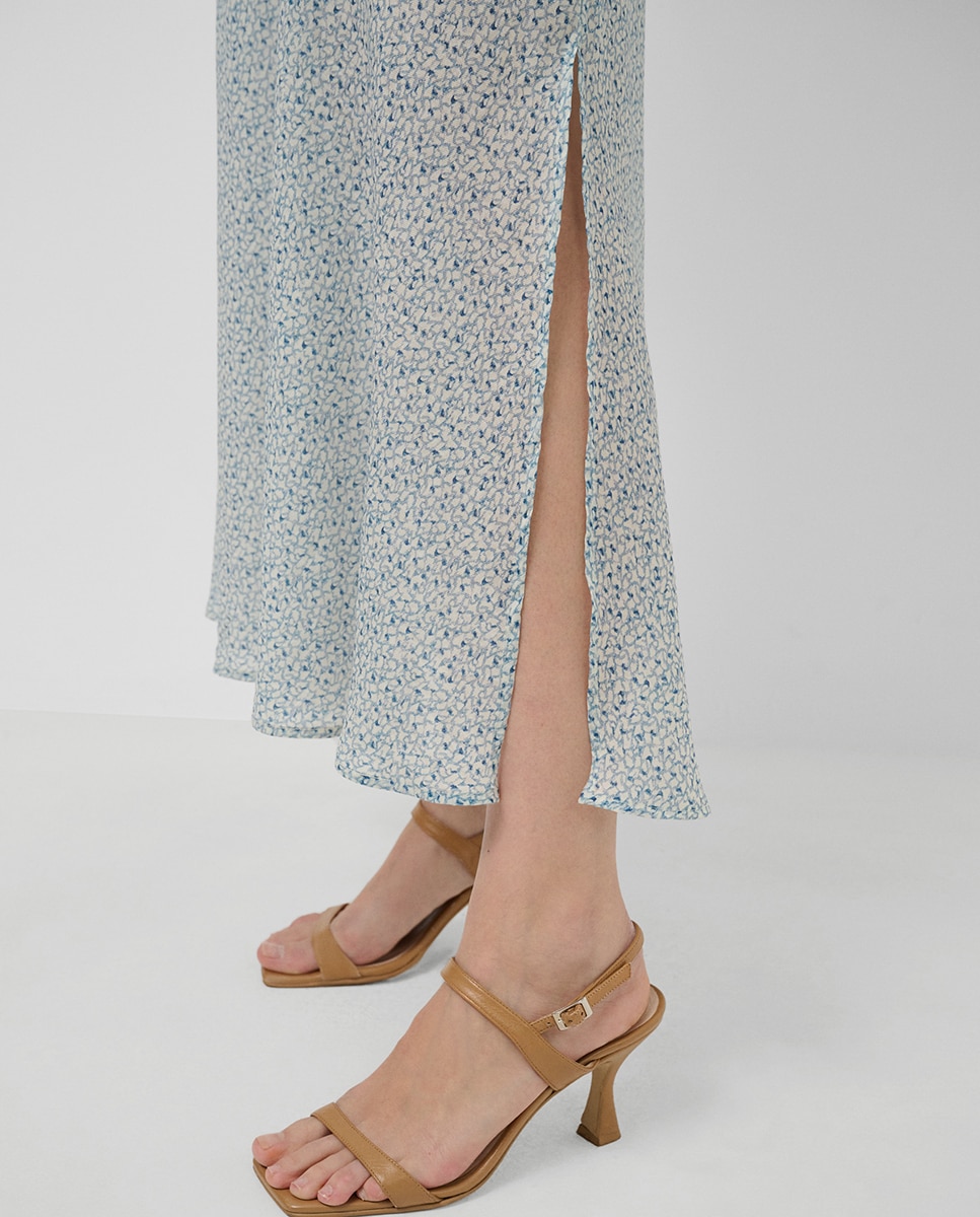 Saia Midi com Aberturas em Crepe Estampado Azul-3