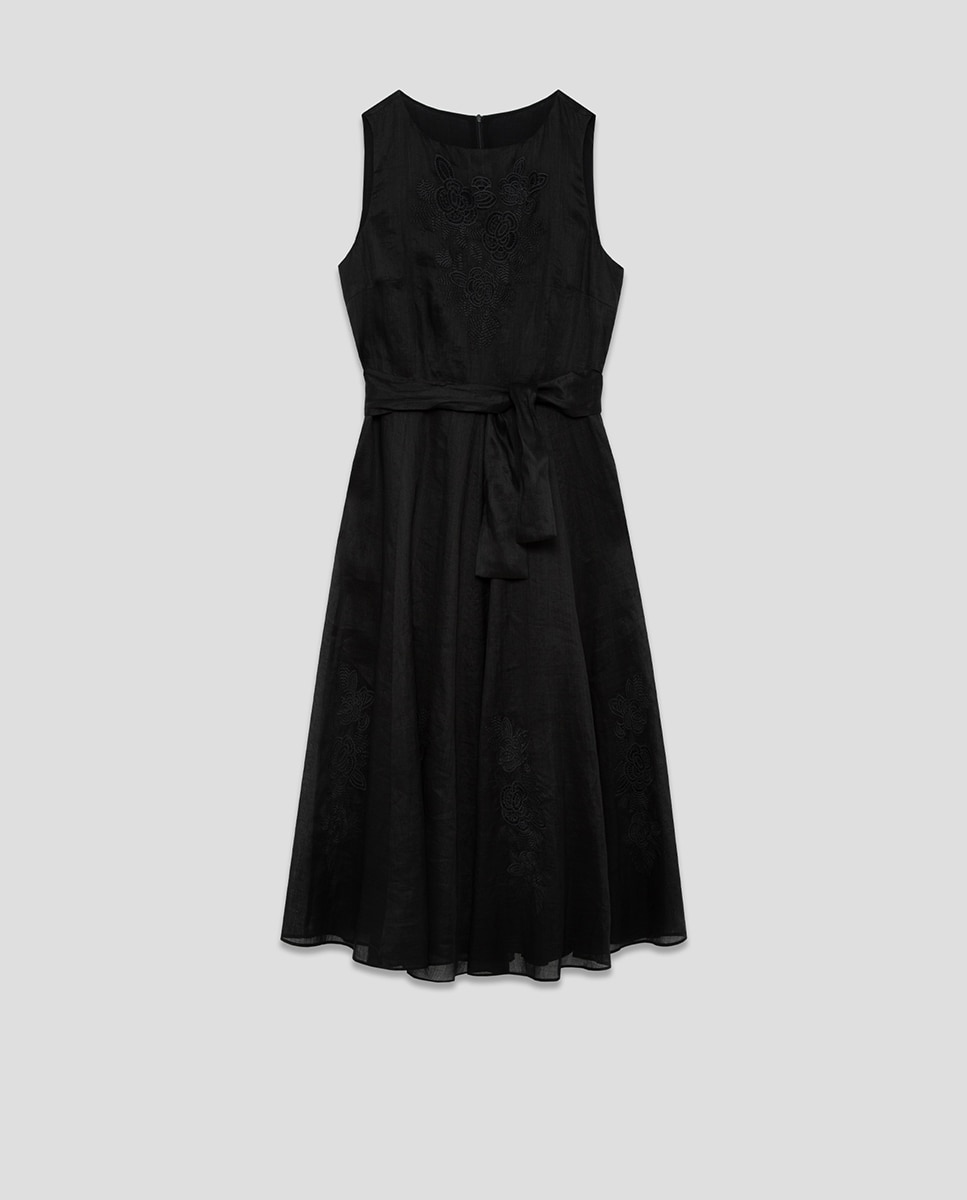 Vestido com bordado floral Preto-6