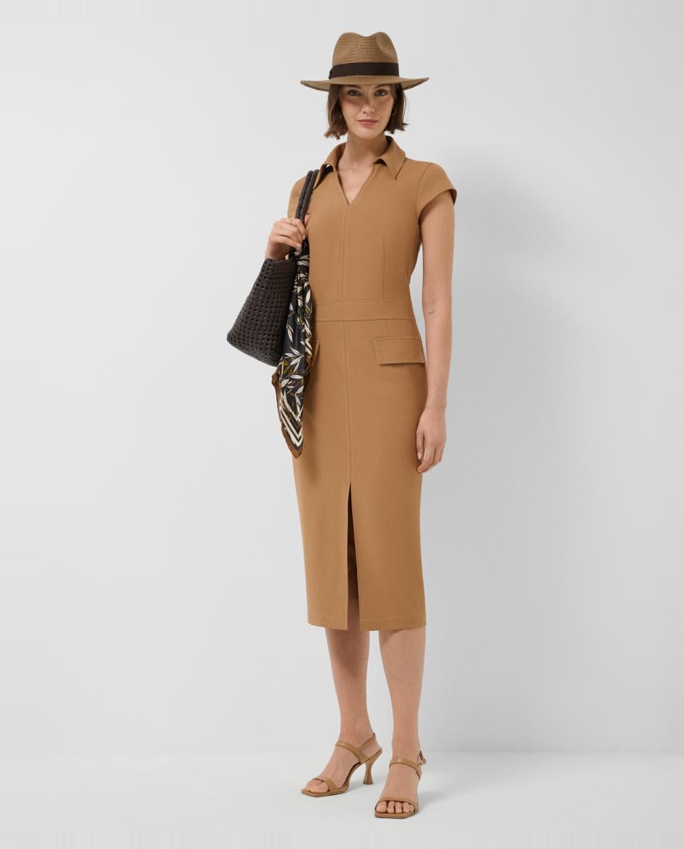 Imagem 0 de Vestido sem mangas e com decote em bico