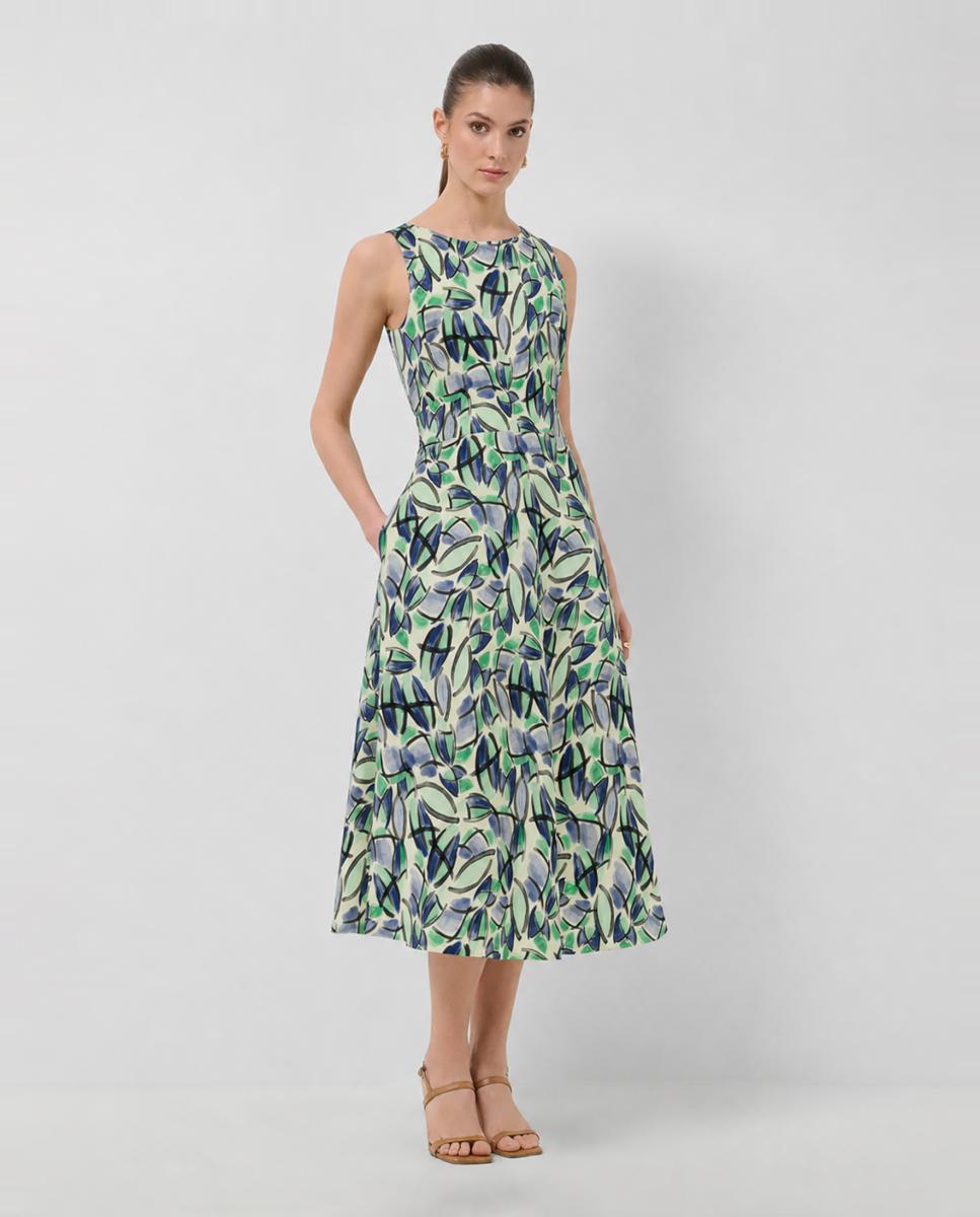 Imagem 0 de Vestido Evasê sem Mangas e com Estampado