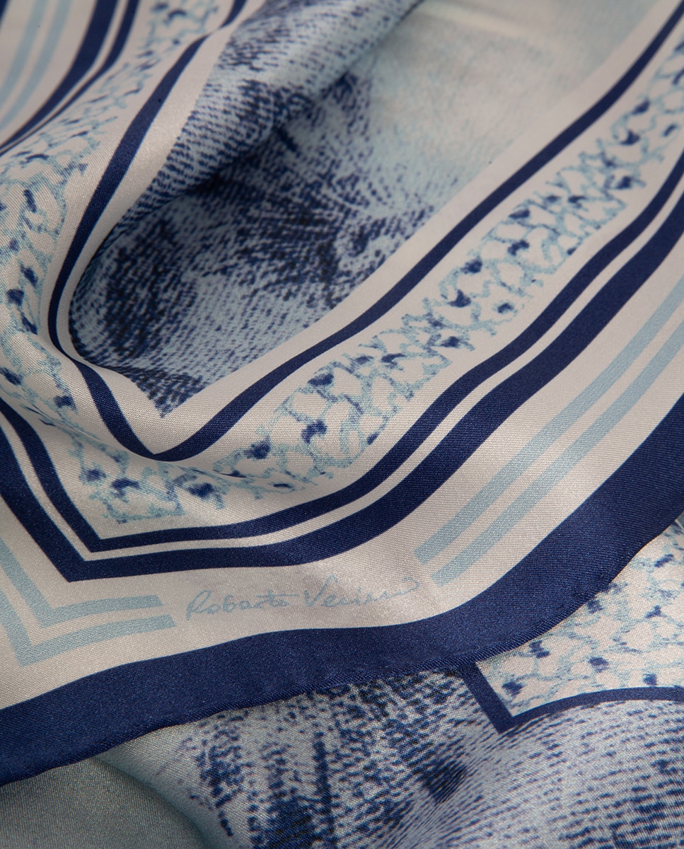 Lenço de Seda com Estampado Floral e Quadrado Azul-claro-2