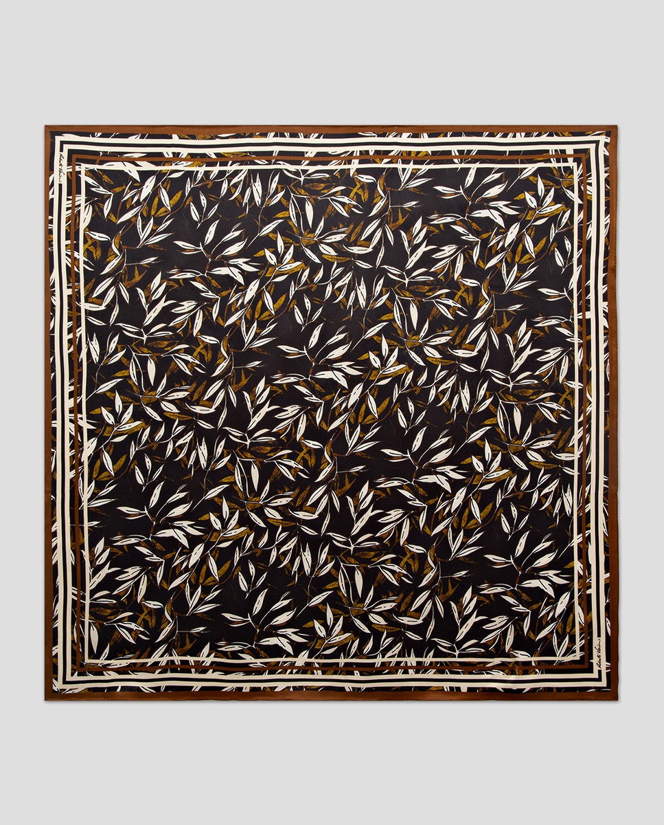 Imagem 0 de Lenço de Seda com Estampado Vegetal