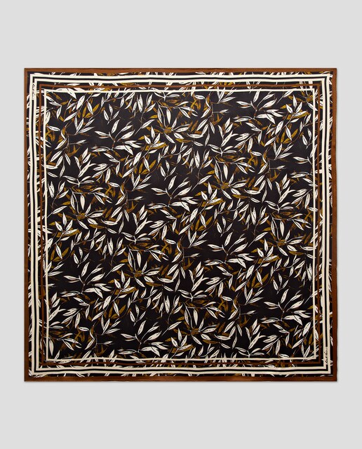 Imagem 0 de Lenço de Seda com Estampado Vegetal