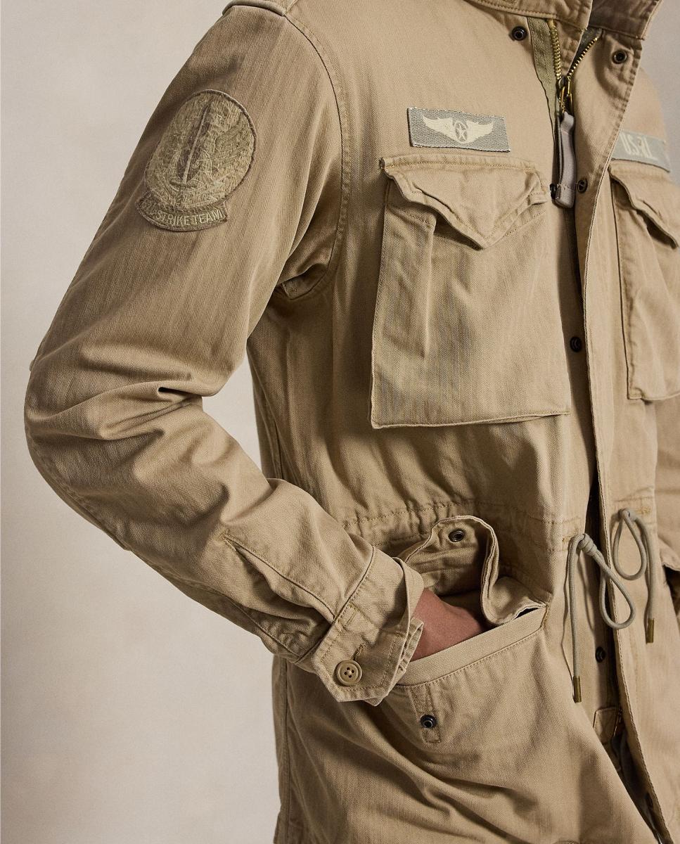 Casaco de Estilo Militar com Remendos Bege-6