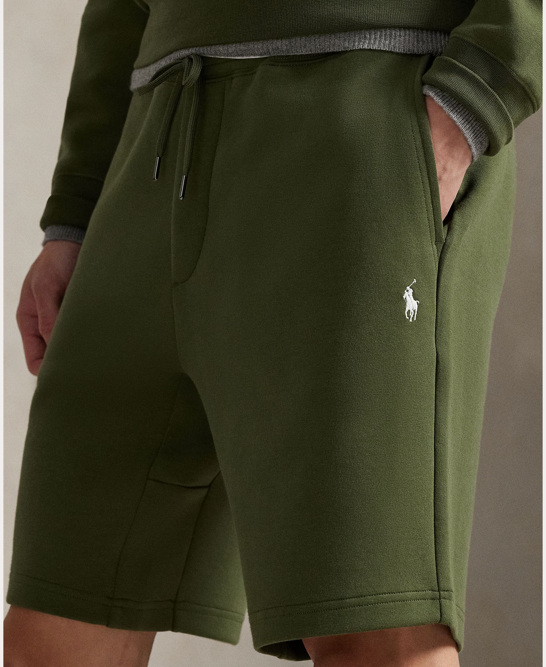 Calções de Malha Dupla com Cavalo Caqui-5