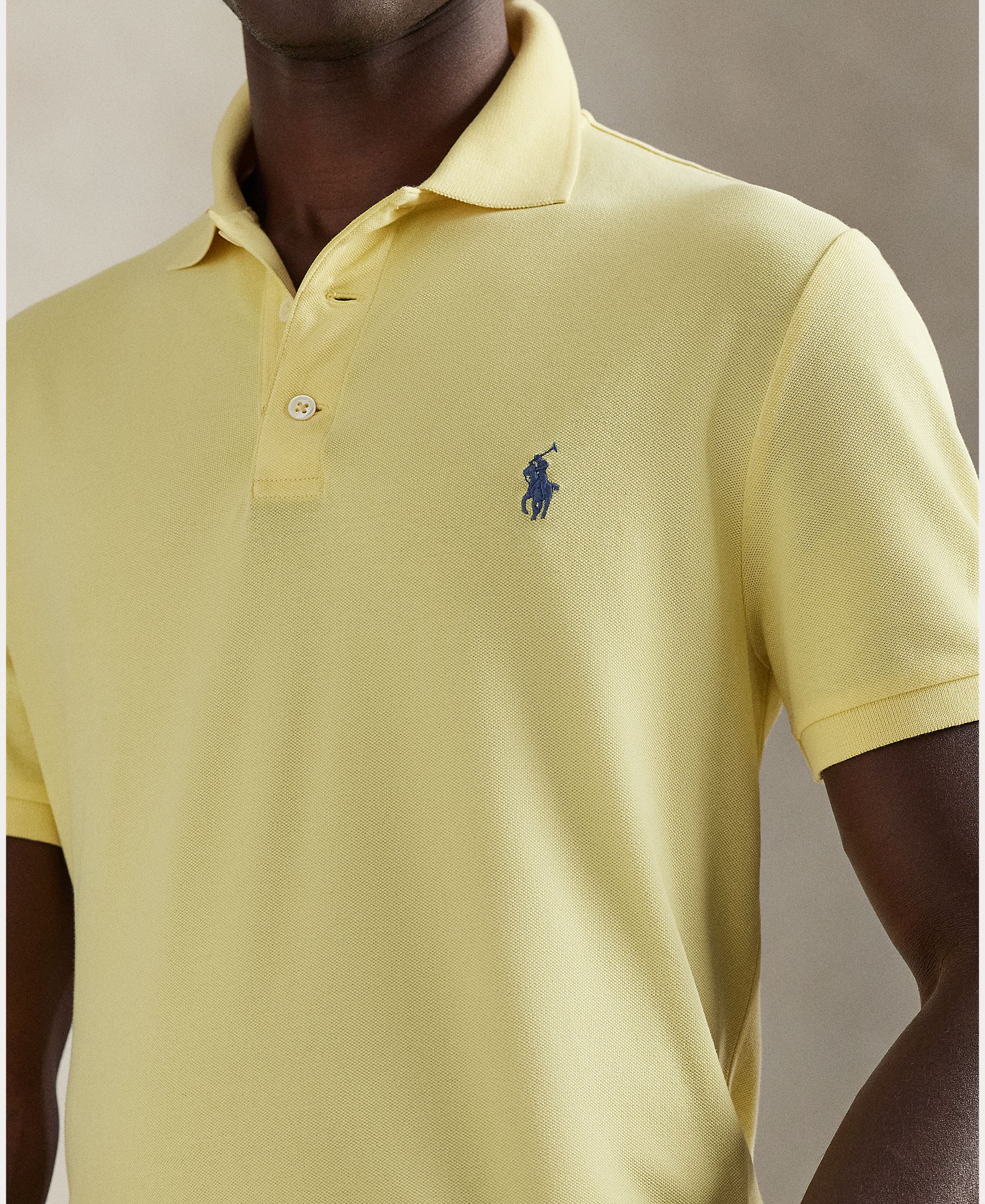 Polo de Piqué Elástico Custom Slim Fit Amarelo-4
