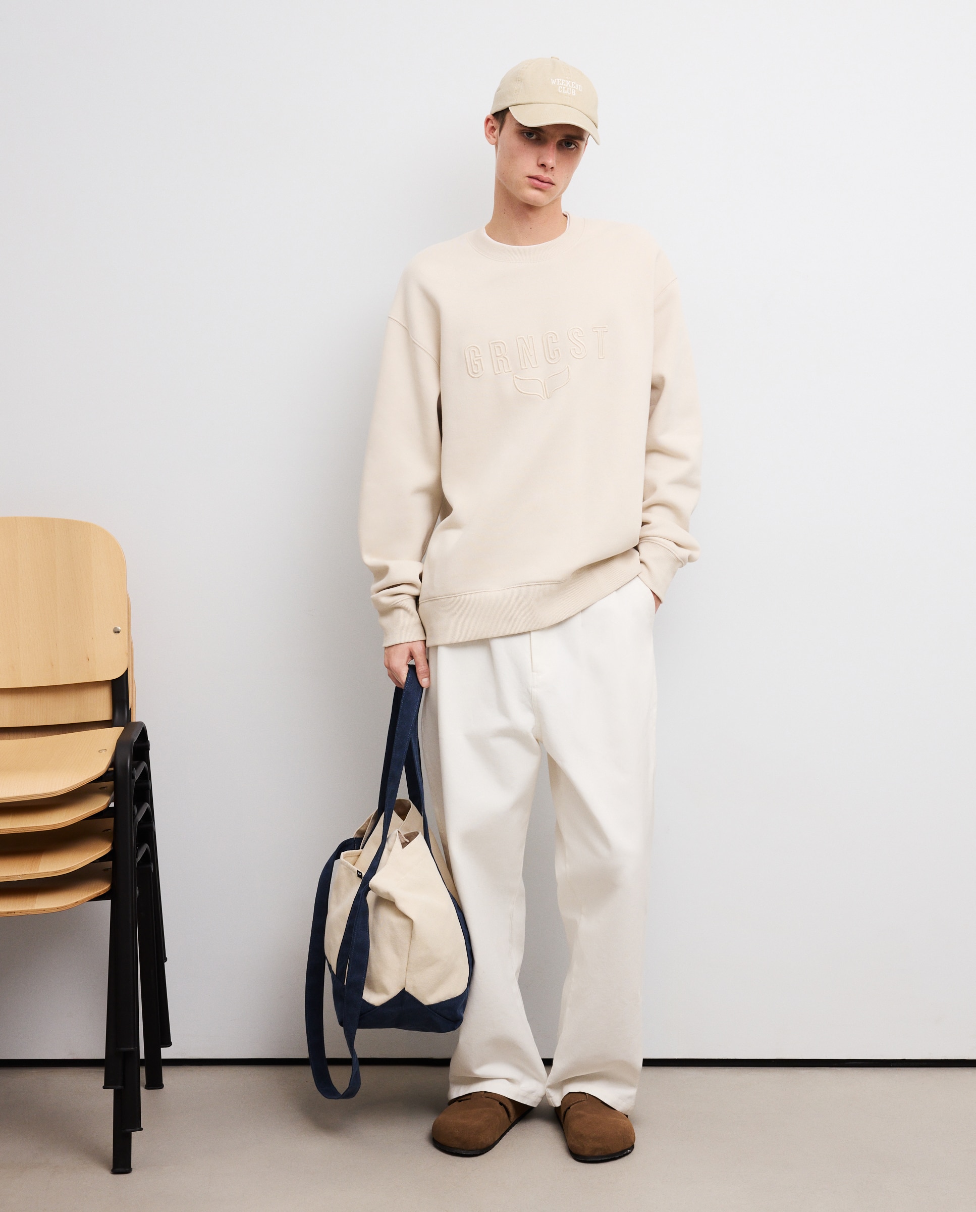 Sweatshirt com Decote Redondo 130 Marfim-2