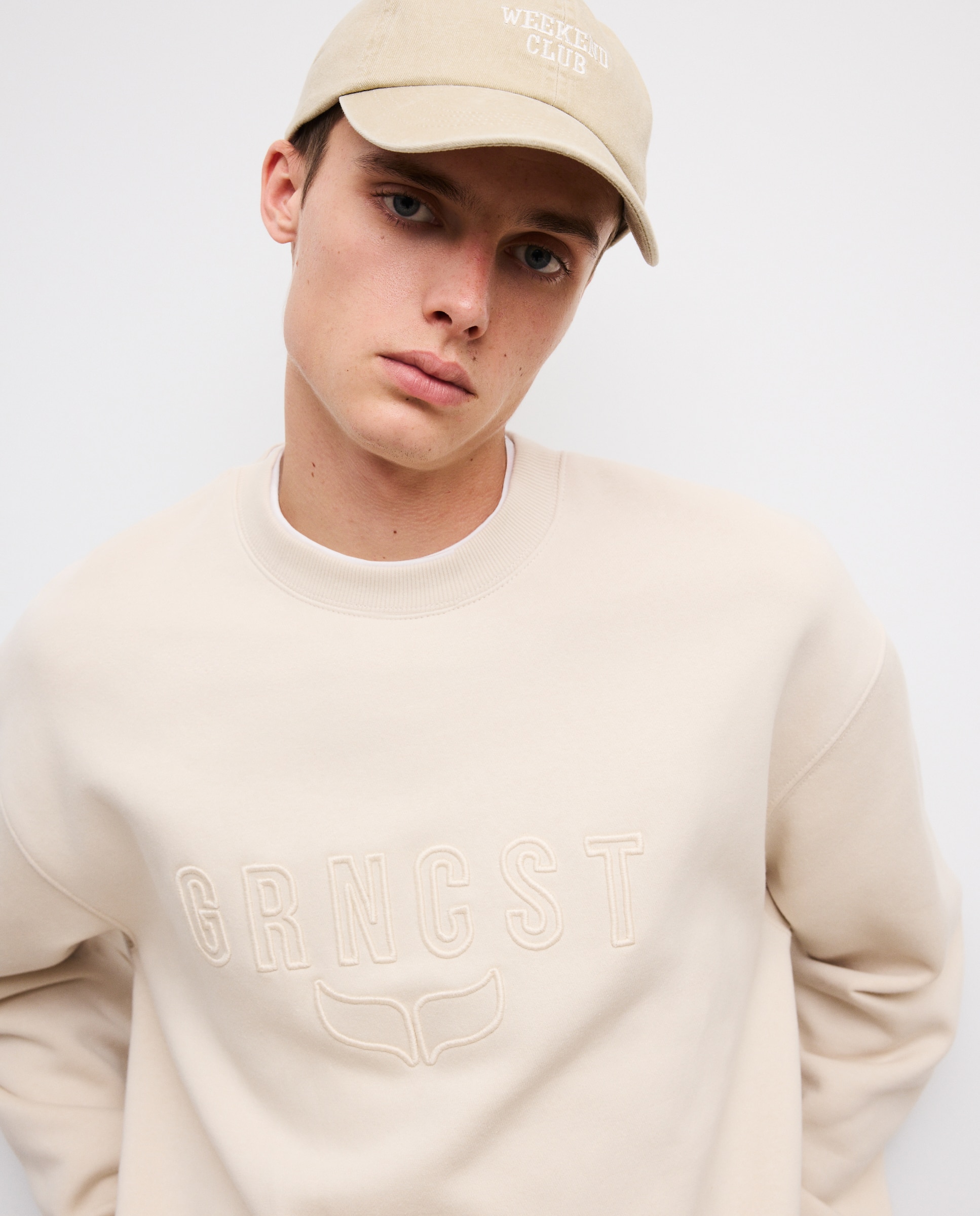 Sweatshirt com Decote Redondo 130 Marfim-4